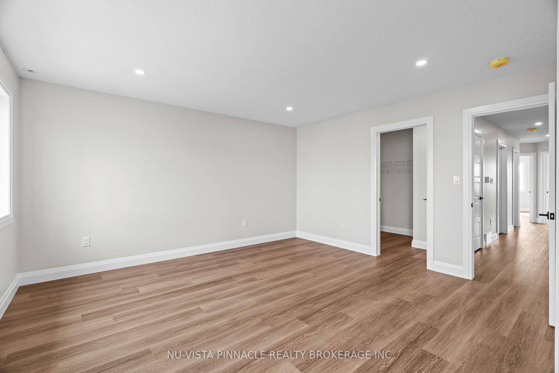 Photo 12 of 75 Doune Street, Strathroy-Caradoc, SE — HOMEH