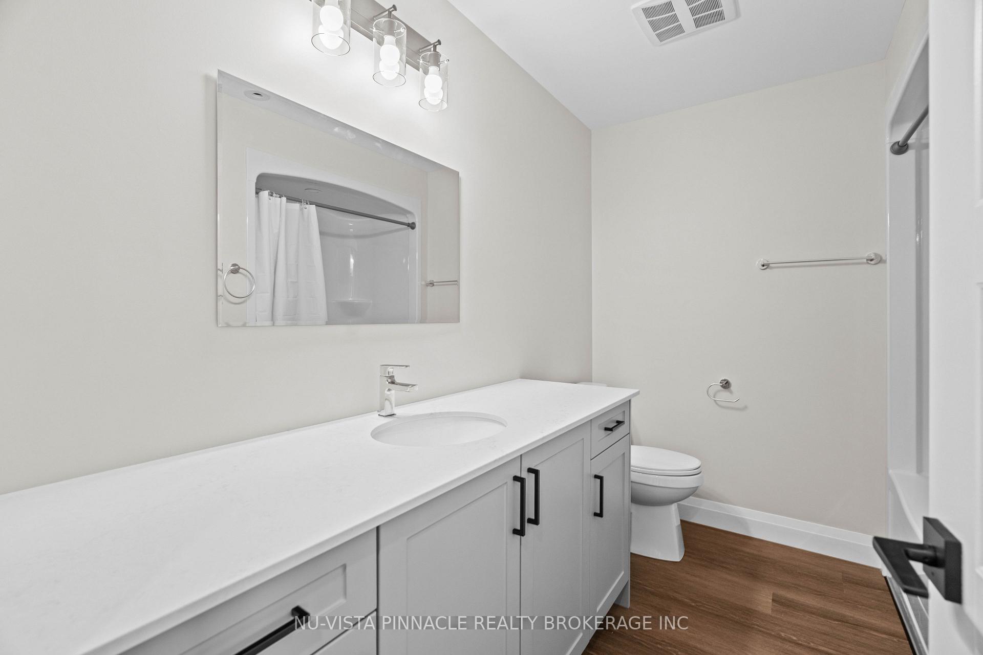 Photo 21 of 75 Doune Street, Strathroy-Caradoc, SE — HOMEH