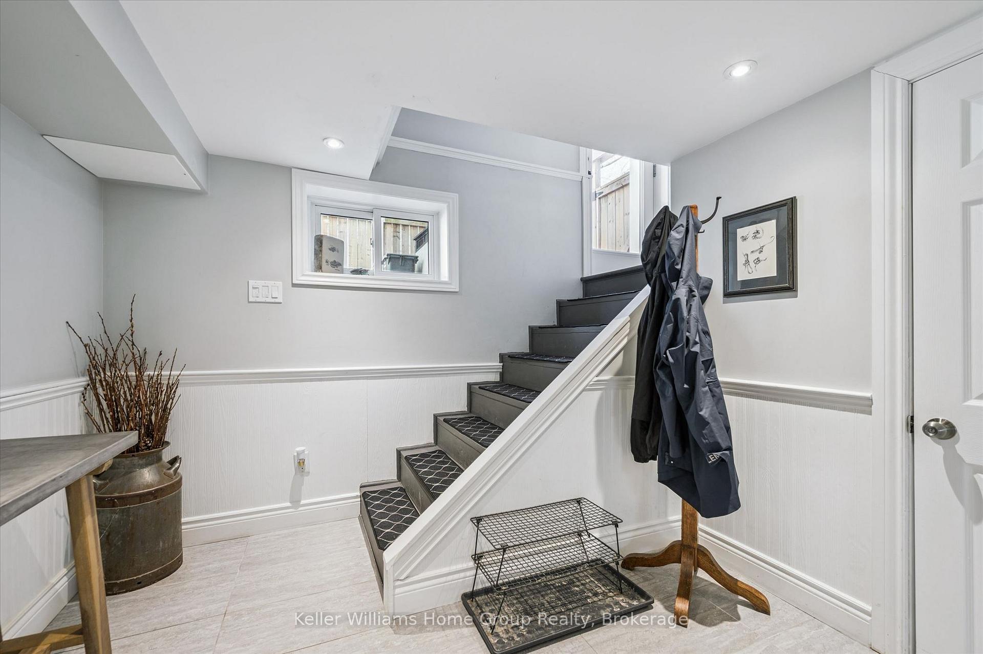 Photo 34 of 3 Dundas Street W, Erin — HOMEH