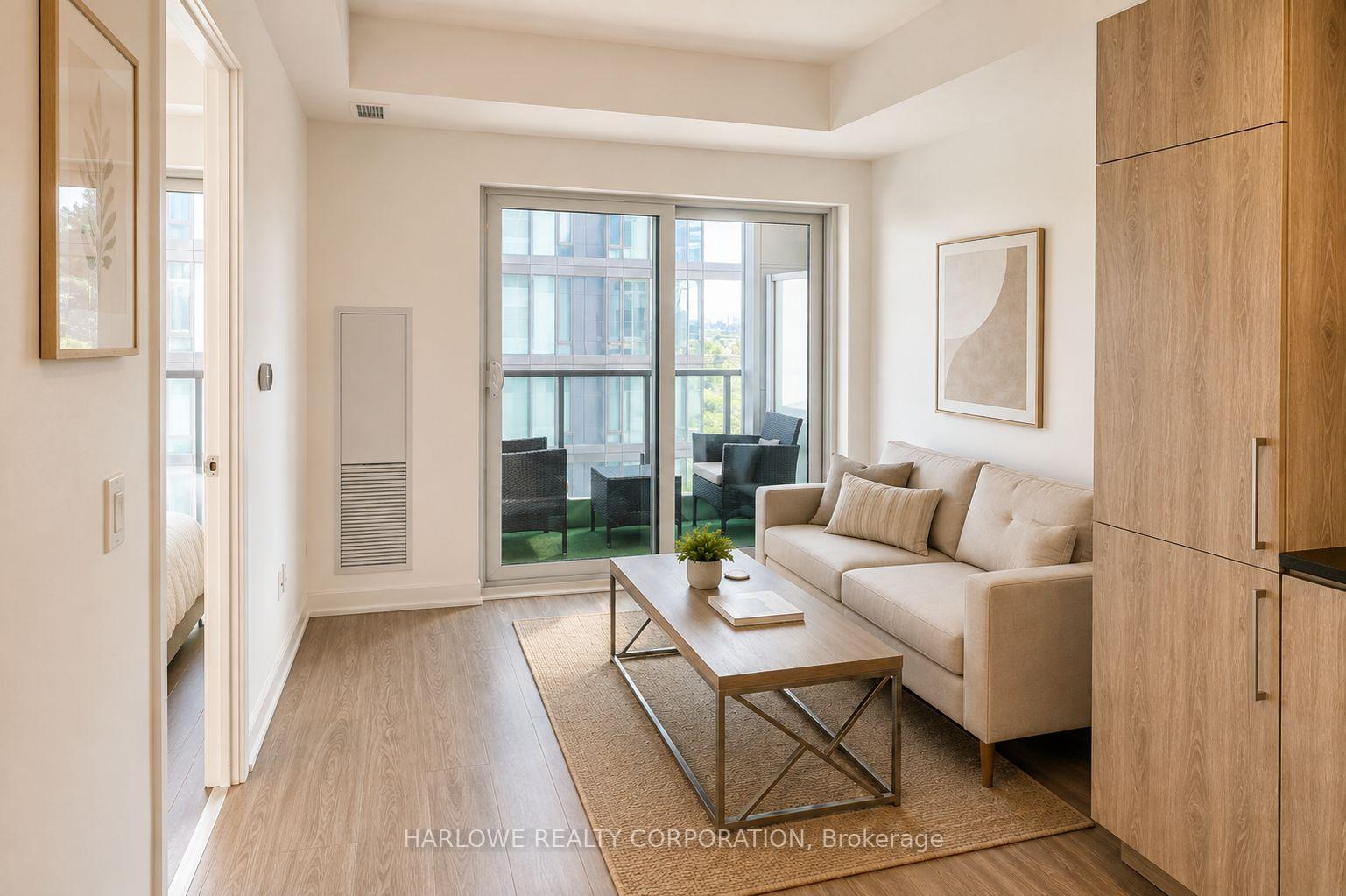 Photo 4 of Unit 2012, 1 Yorkville Avenue, Toronto, The Annex — HOMEH