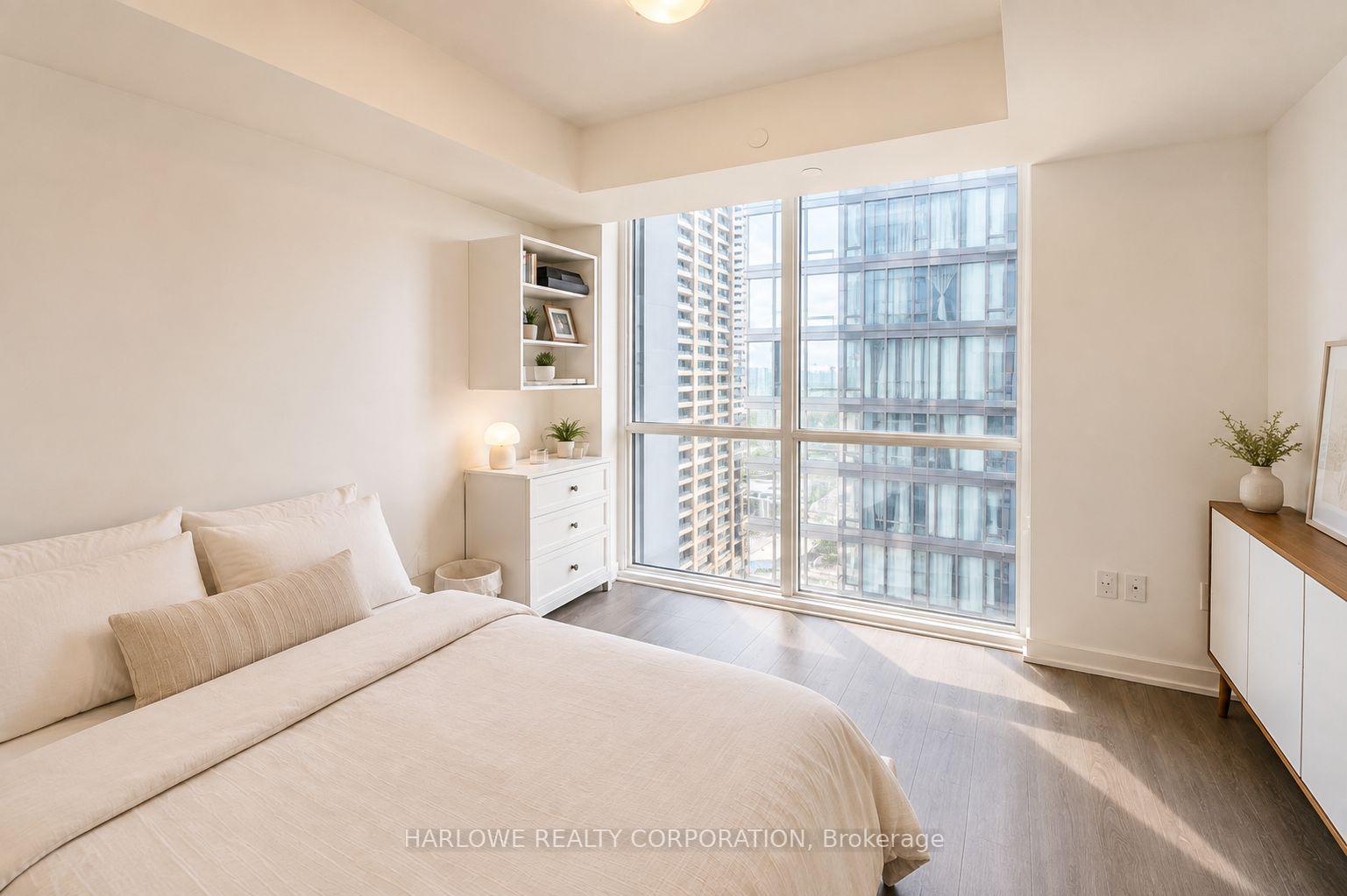 Photo 8 of Unit 2012, 1 Yorkville Avenue, Toronto, The Annex — HOMEH
