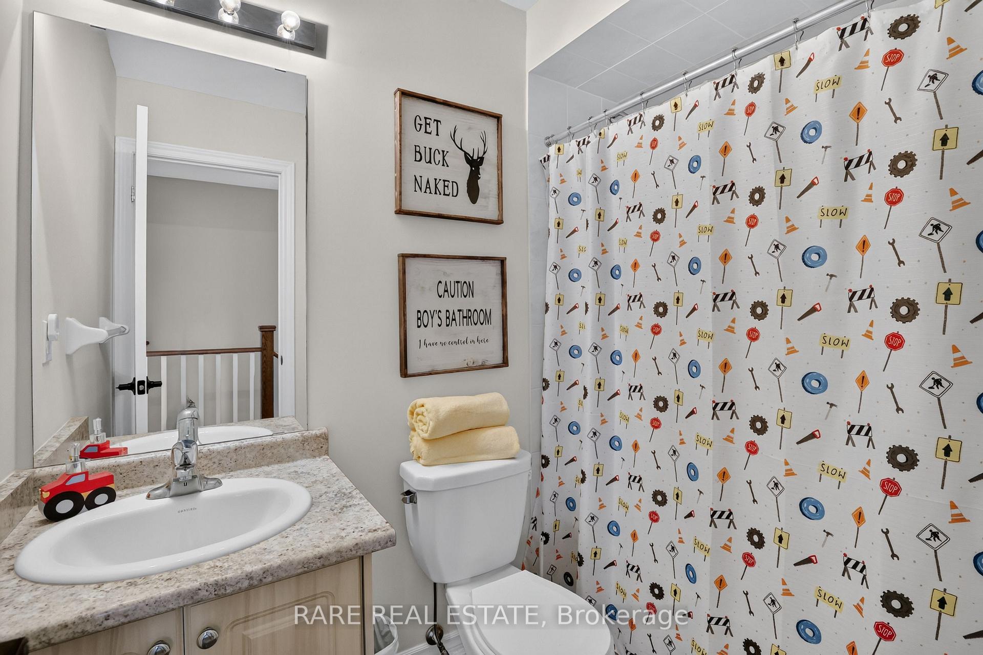Photo 15 of 69 Decarolis Crescent, Essa, Angus — HOMEH
