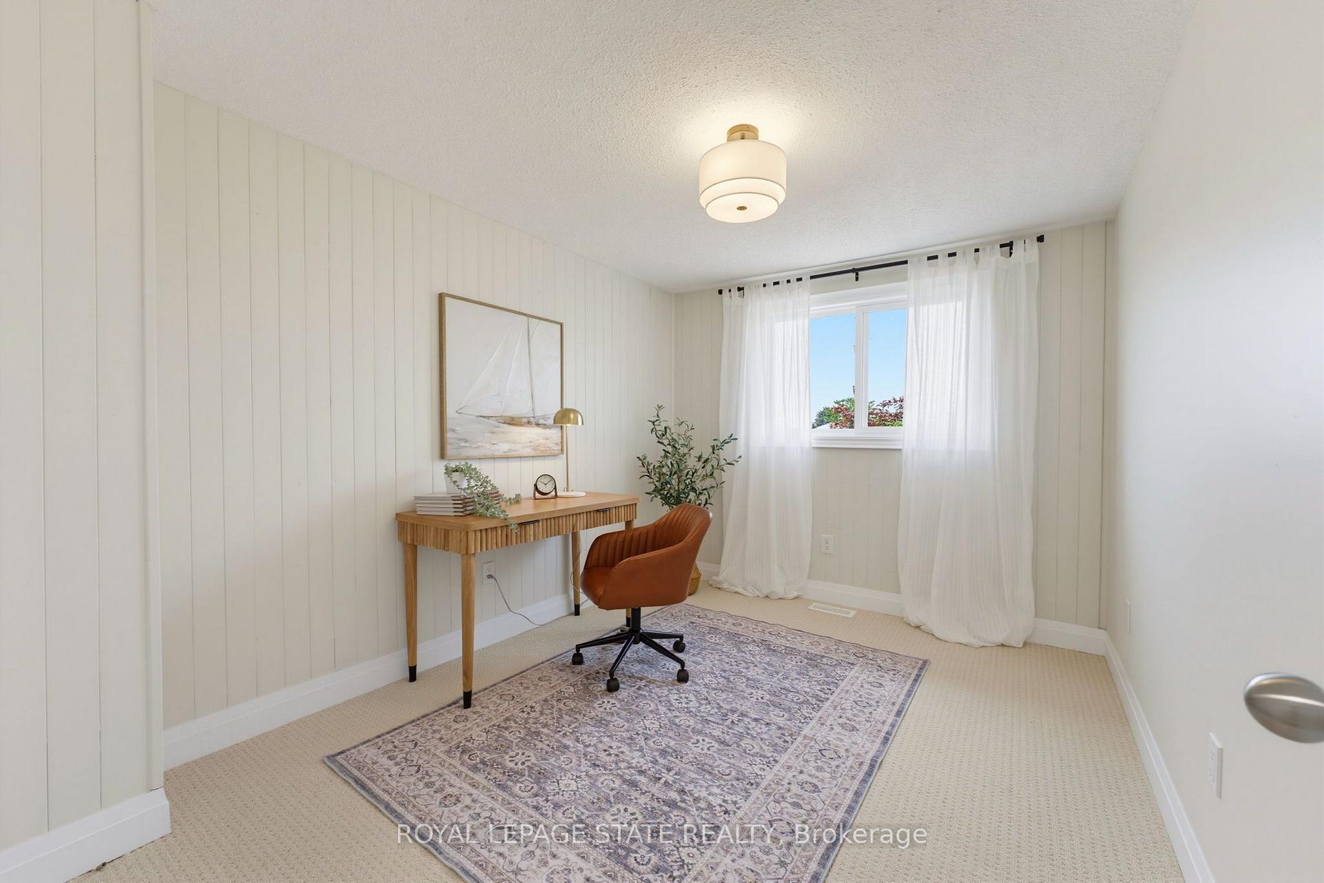 Photo 17 of 32 Silvervine Drive, Hamilton, Stoney Creek — HOMEH