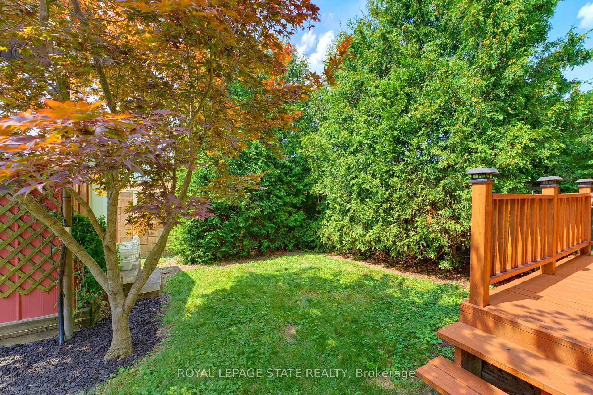 Photo 29 of 32 Silvervine Drive, Hamilton, Stoney Creek — HOMEH
