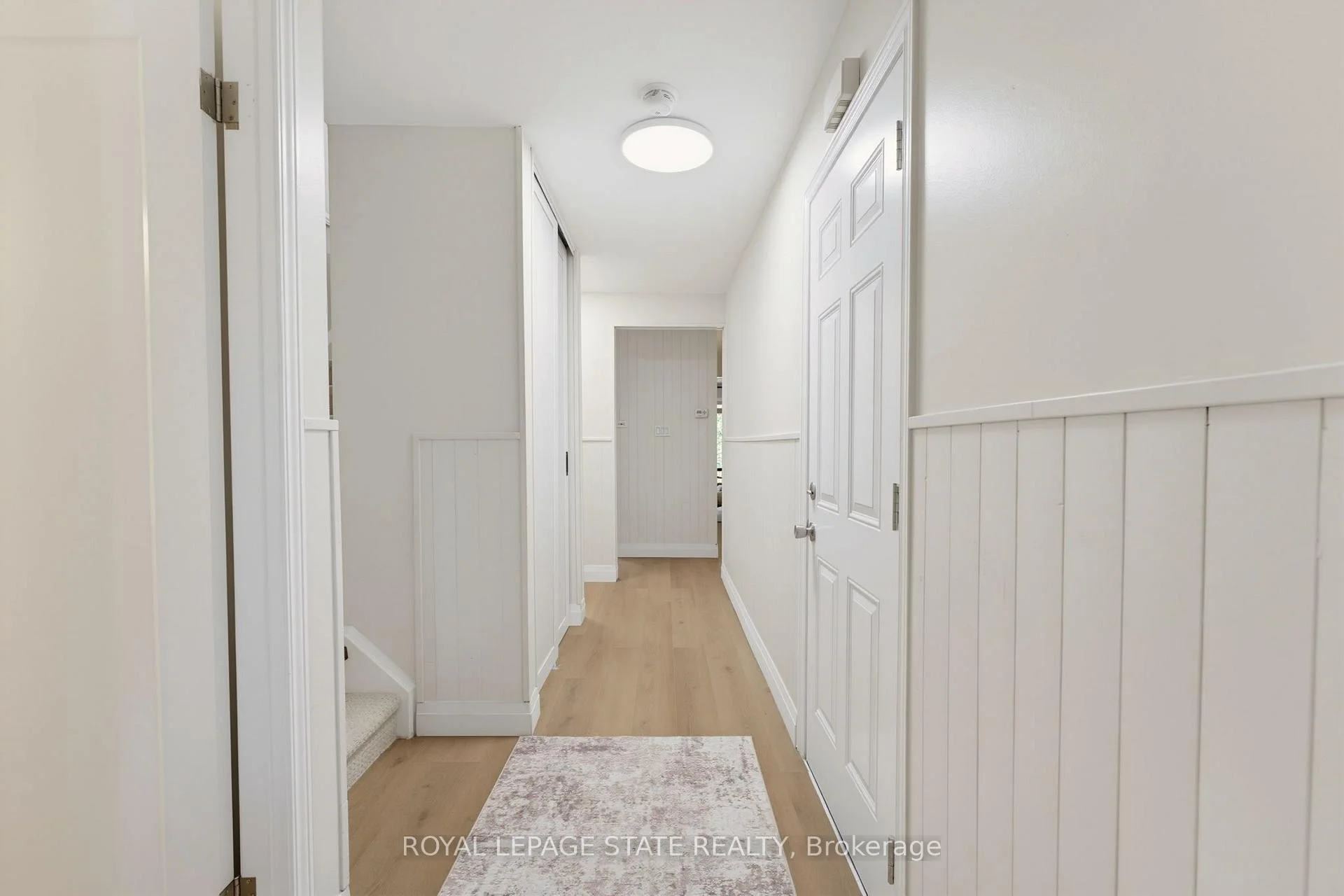 Photo 6 of 32 Silvervine Drive, Hamilton, Stoney Creek — HOMEH