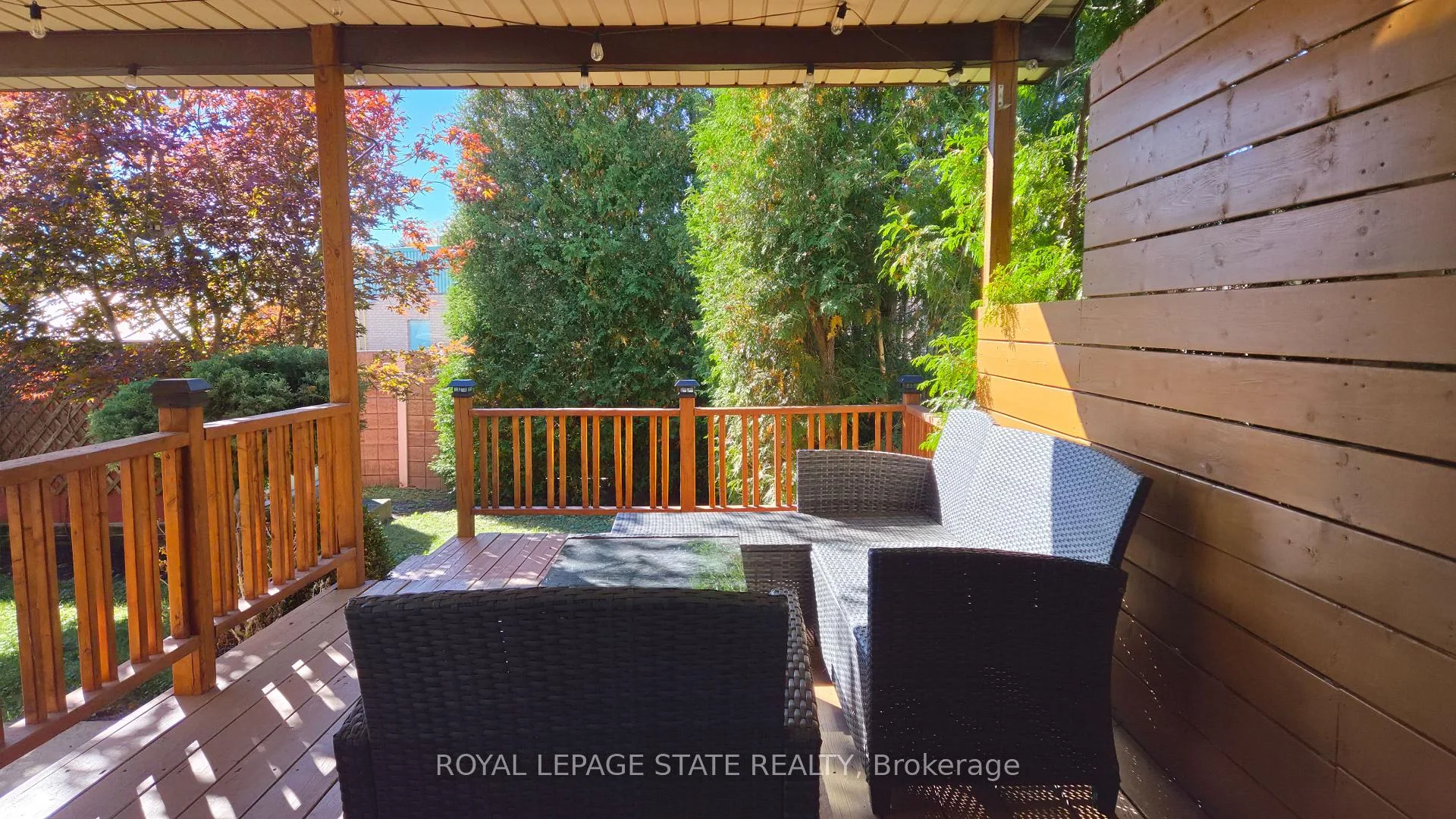 Photo 26 of 32 Silvervine Drive, Hamilton, Stoney Creek — HOMEH