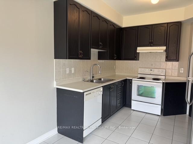 Photo 6 of 34 Millwright Avenue, Richmond Hill, Oak Ridges Lake Wilcox — HOMEH