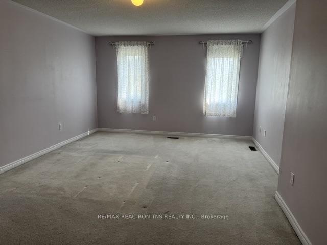 Photo 9 of 34 Millwright Avenue, Richmond Hill, Oak Ridges Lake Wilcox — HOMEH