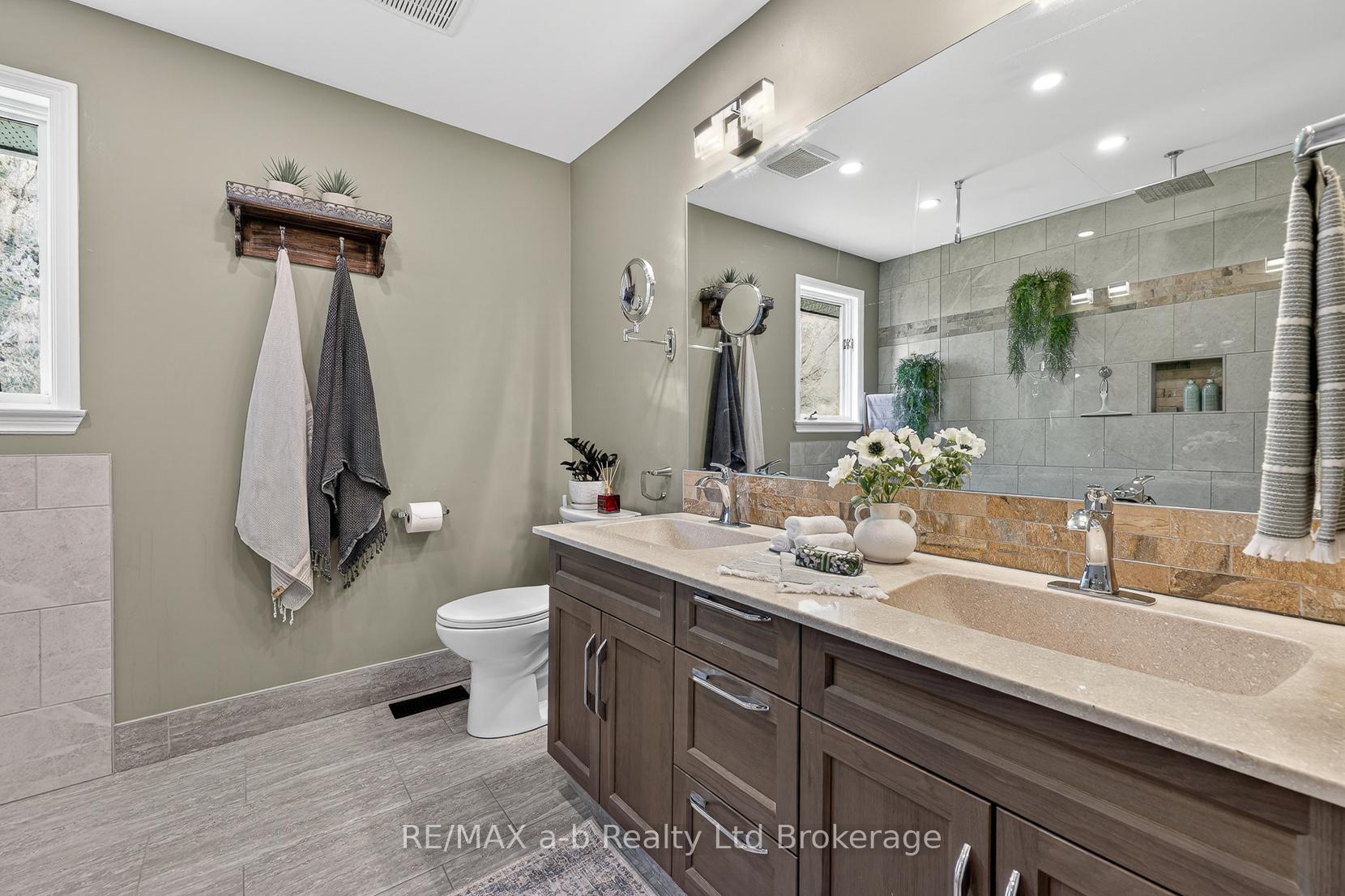 Photo 22 of 403745 Union Road, Ingersoll, Ingersoll - South — HOMEH