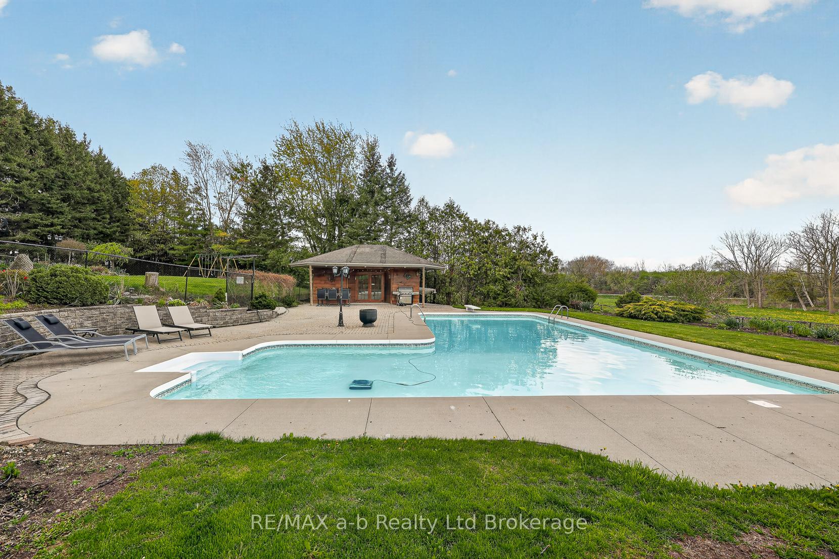 Photo 39 of 403745 Union Road, Ingersoll, Ingersoll - South — HOMEH