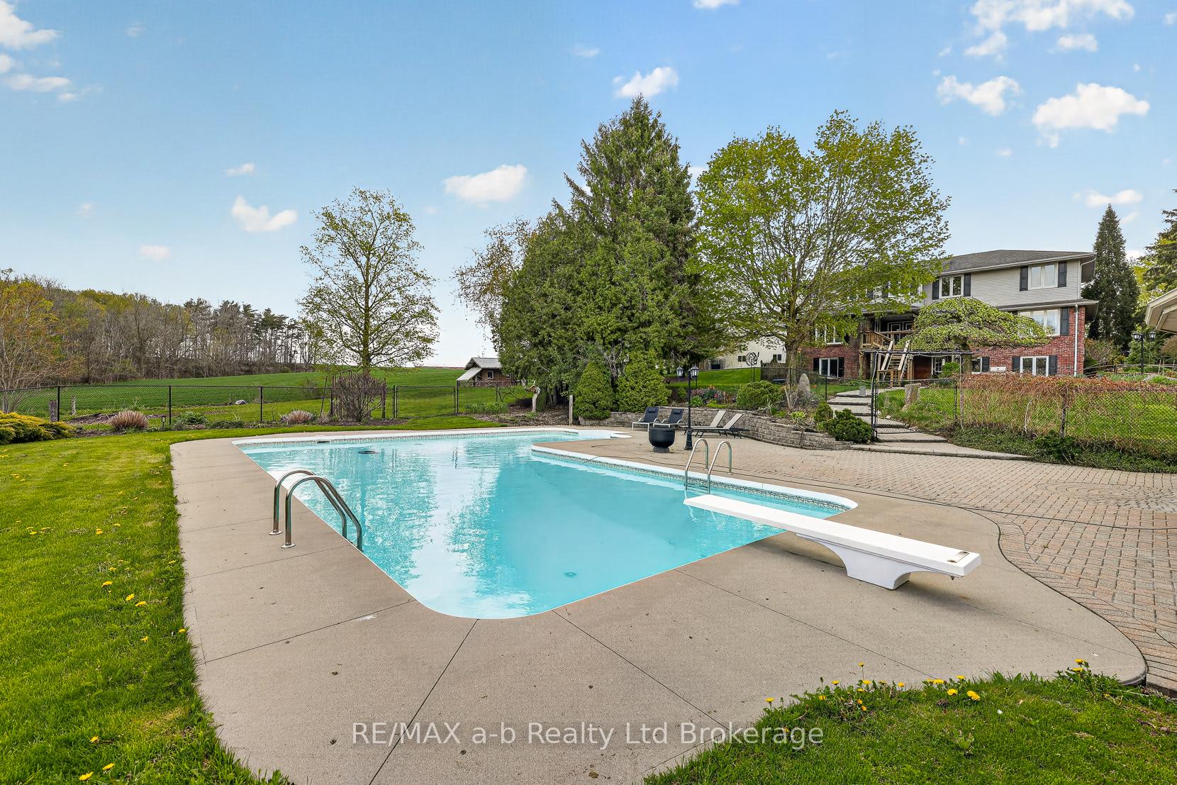 Photo 40 of 403745 Union Road, Ingersoll, Ingersoll - South — HOMEH