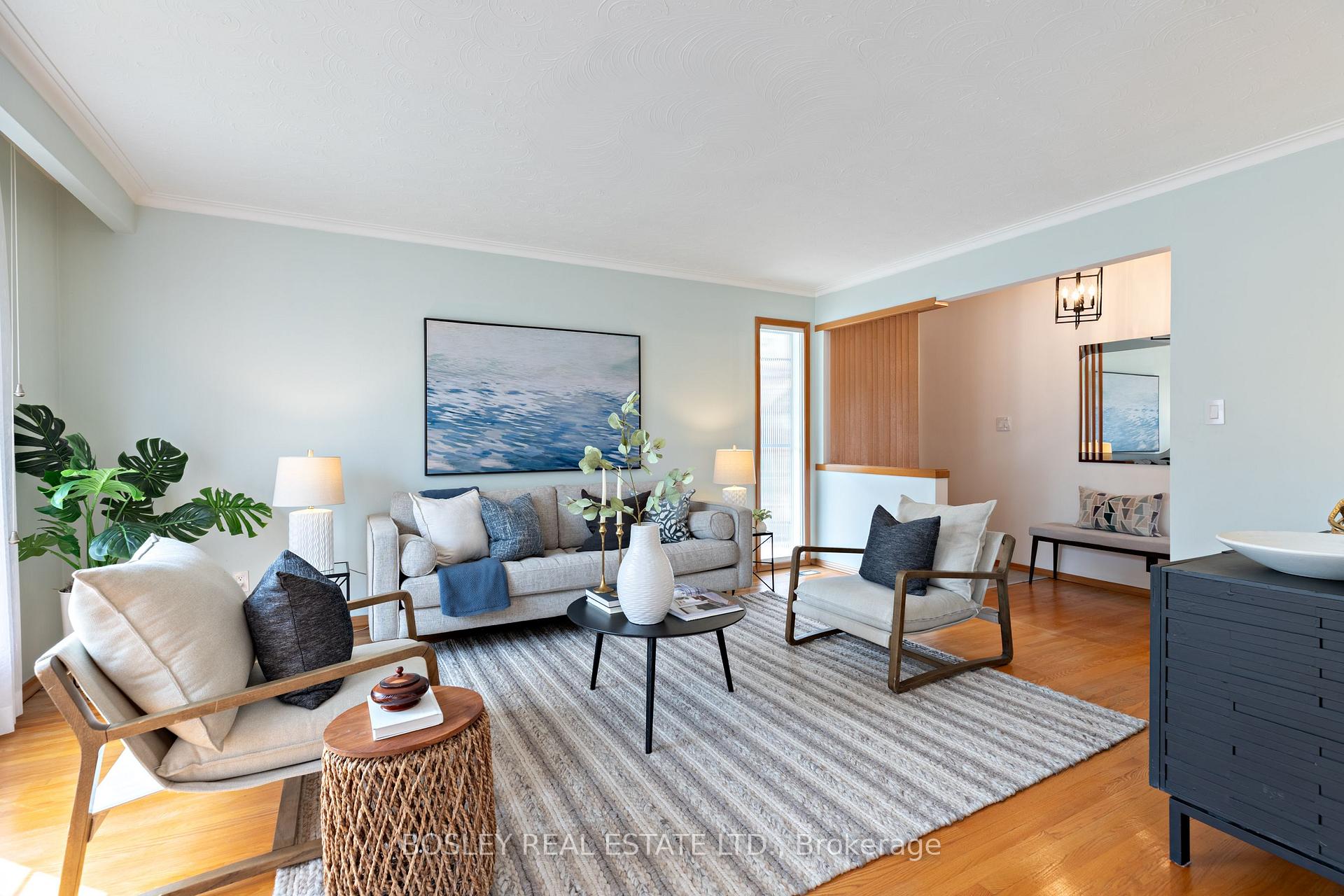 Photo 4 of 6 Cheyenne Drive, Scarborough, Woburn — HOMEH