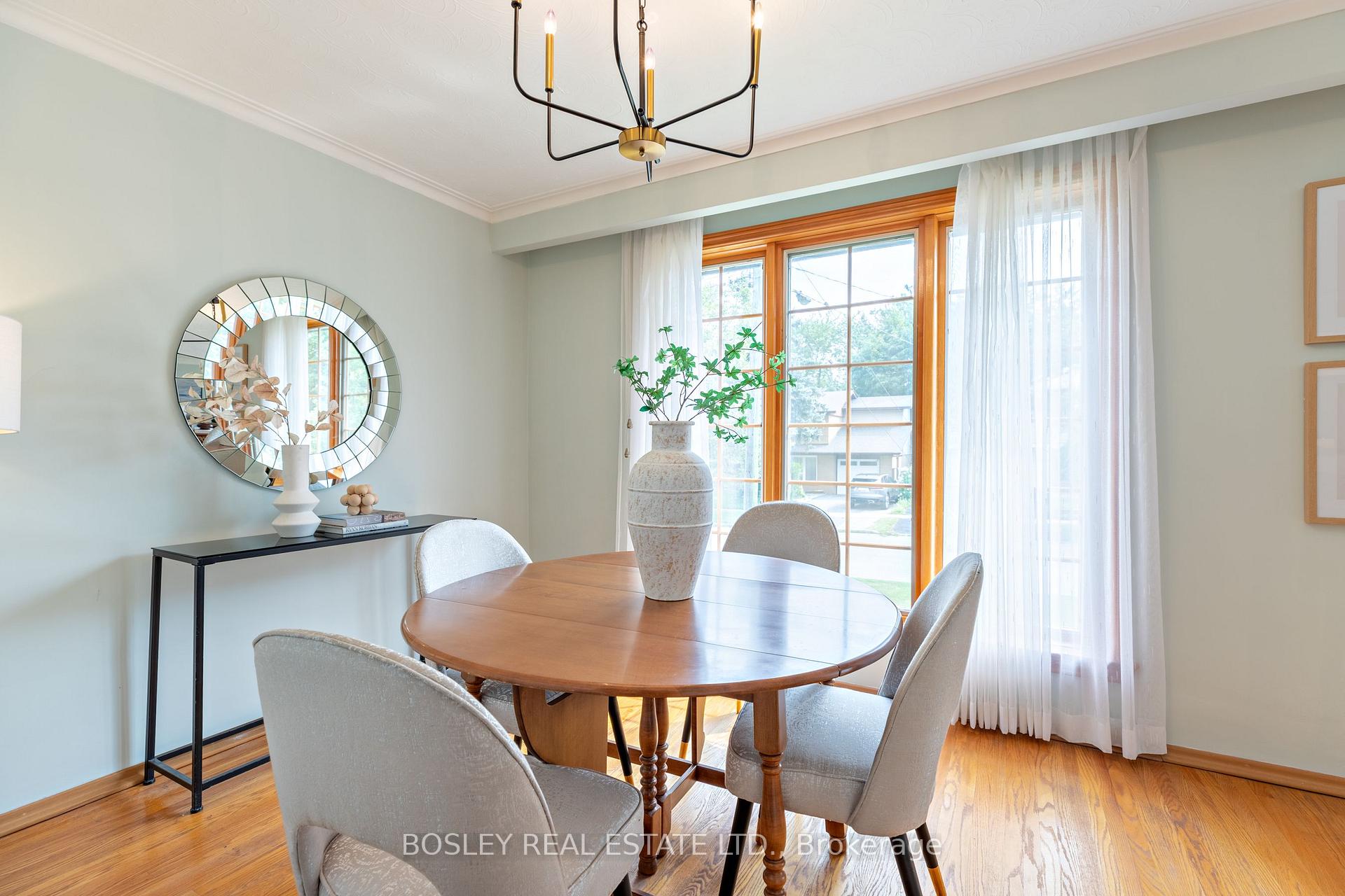 Photo 6 of 6 Cheyenne Drive, Scarborough, Woburn — HOMEH