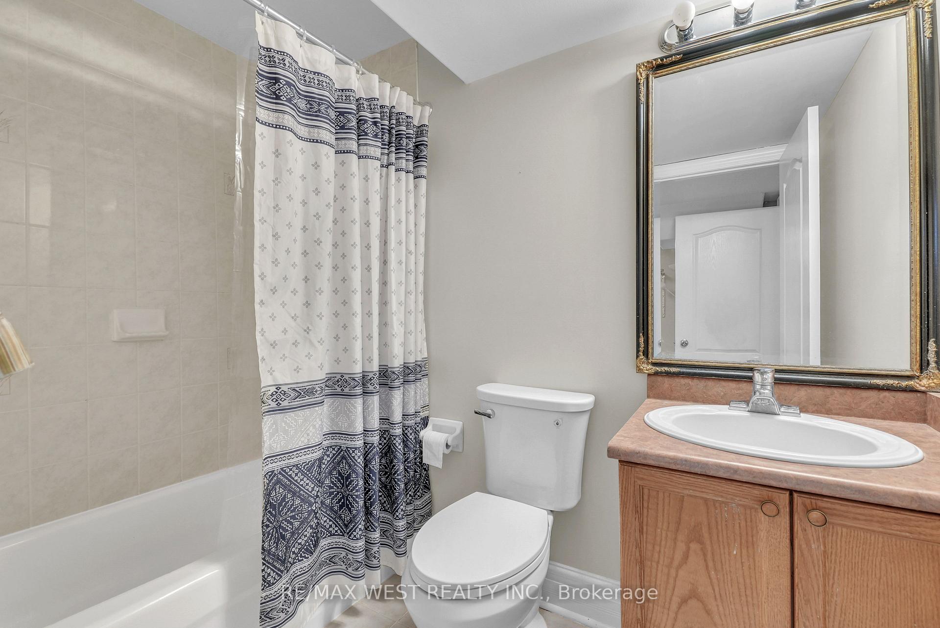 Photo 16 of 90 Birkhall Place, Barrie, Innis-Shore — HOMEH