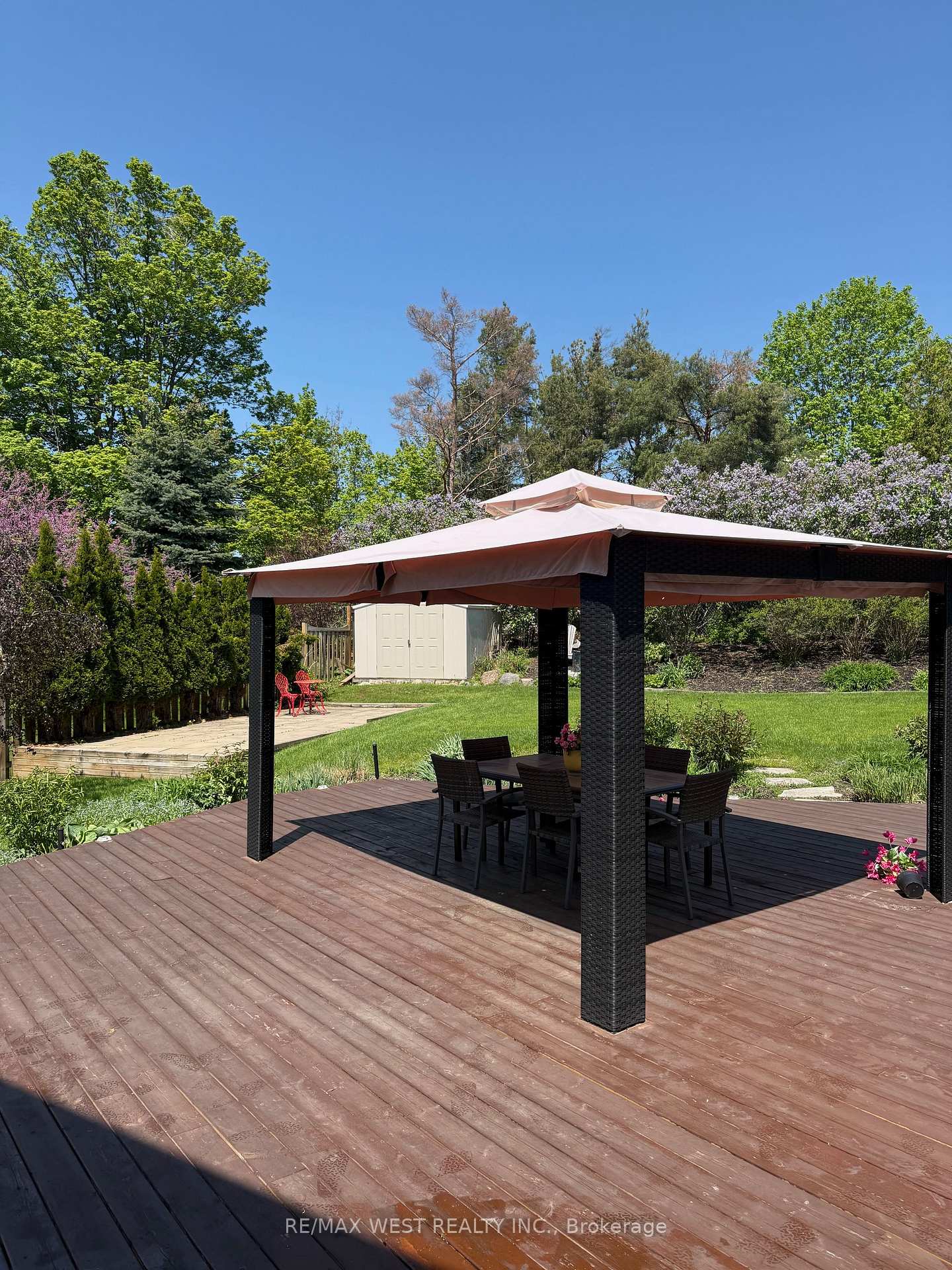 Photo 22 of 90 Birkhall Place, Barrie, Innis-Shore — HOMEH