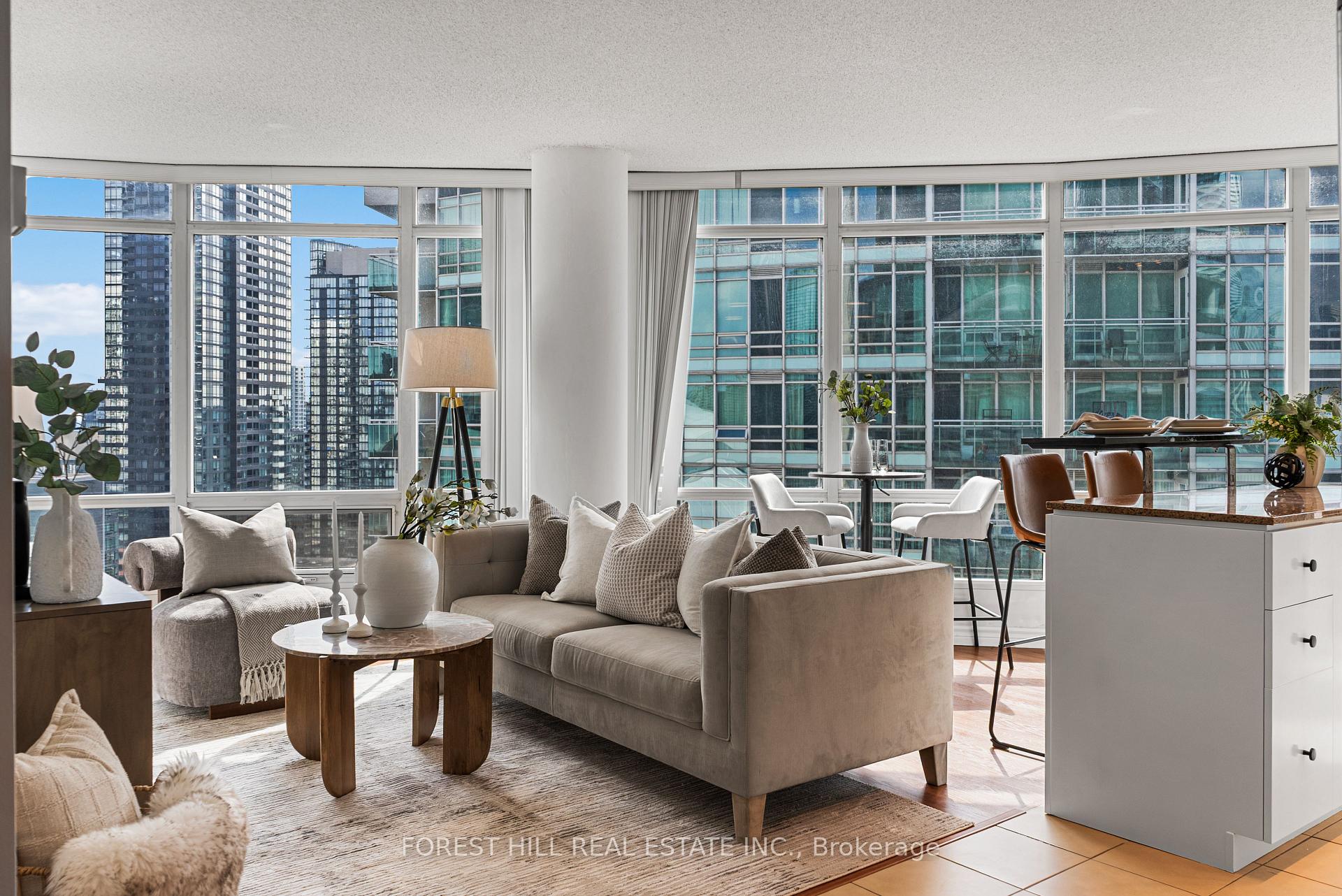 Photo 2 of Unit 3003, 373 Front Street W, Toronto, Waterfront Communities — HOMEH