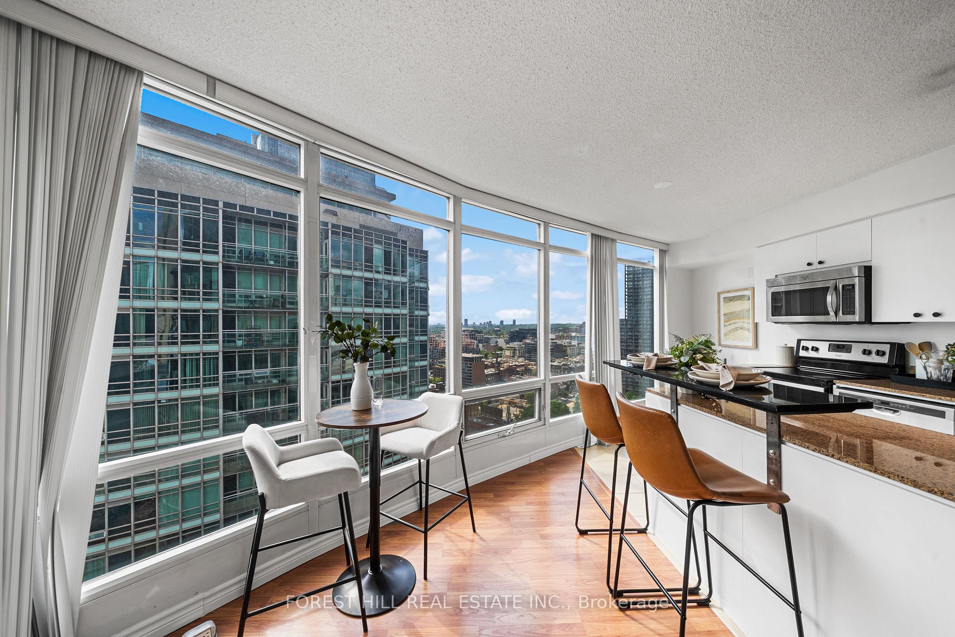 Photo 6 of Unit 3003, 373 Front Street W, Toronto, Waterfront Communities — HOMEH