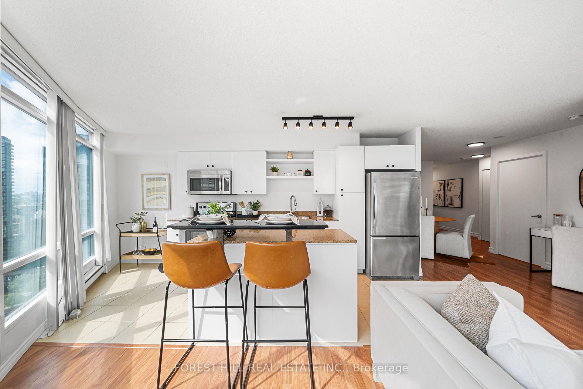 Photo 10 of Unit 3003, 373 Front Street W, Toronto, Waterfront Communities — HOMEH