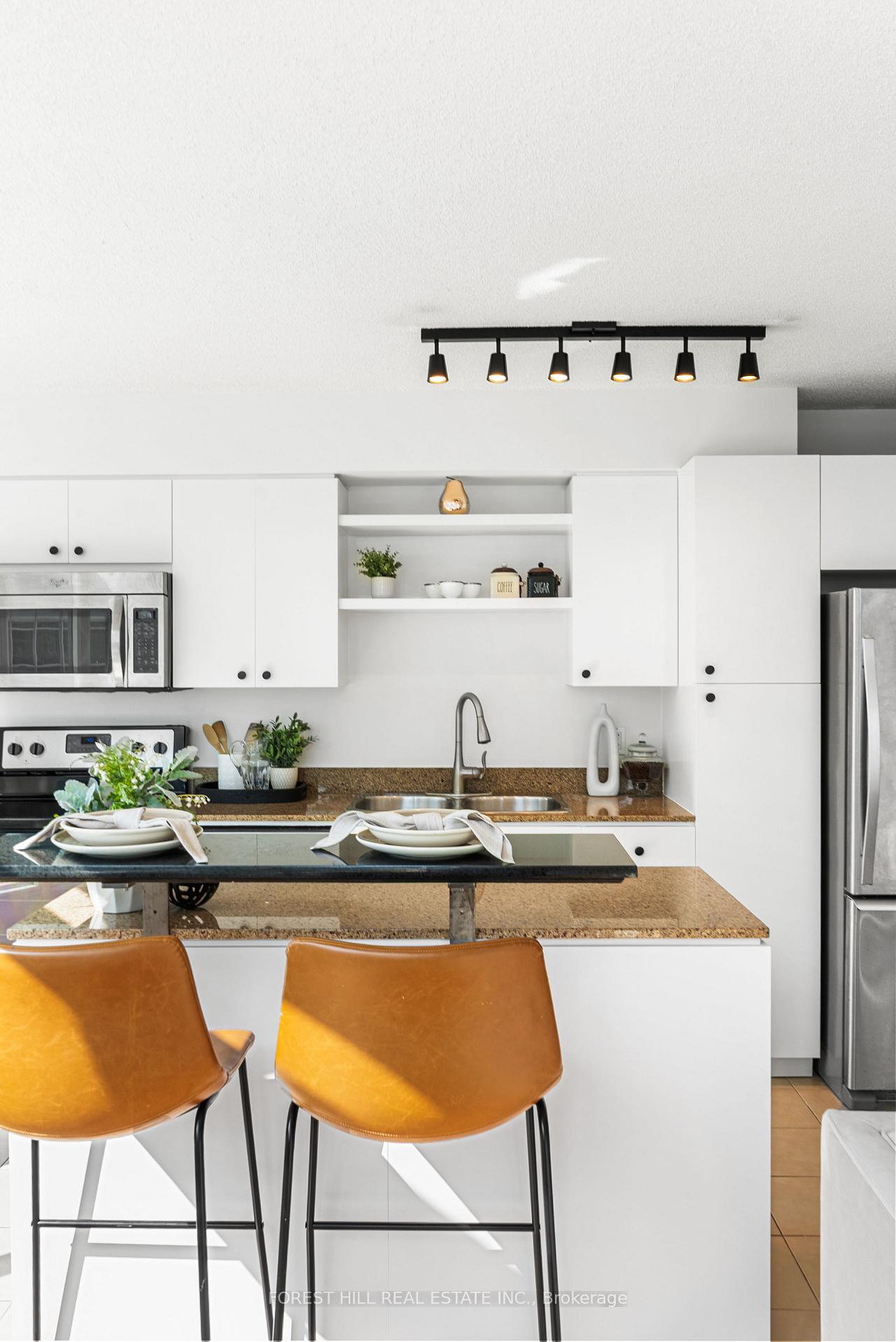 Photo 11 of Unit 3003, 373 Front Street W, Toronto, Waterfront Communities — HOMEH