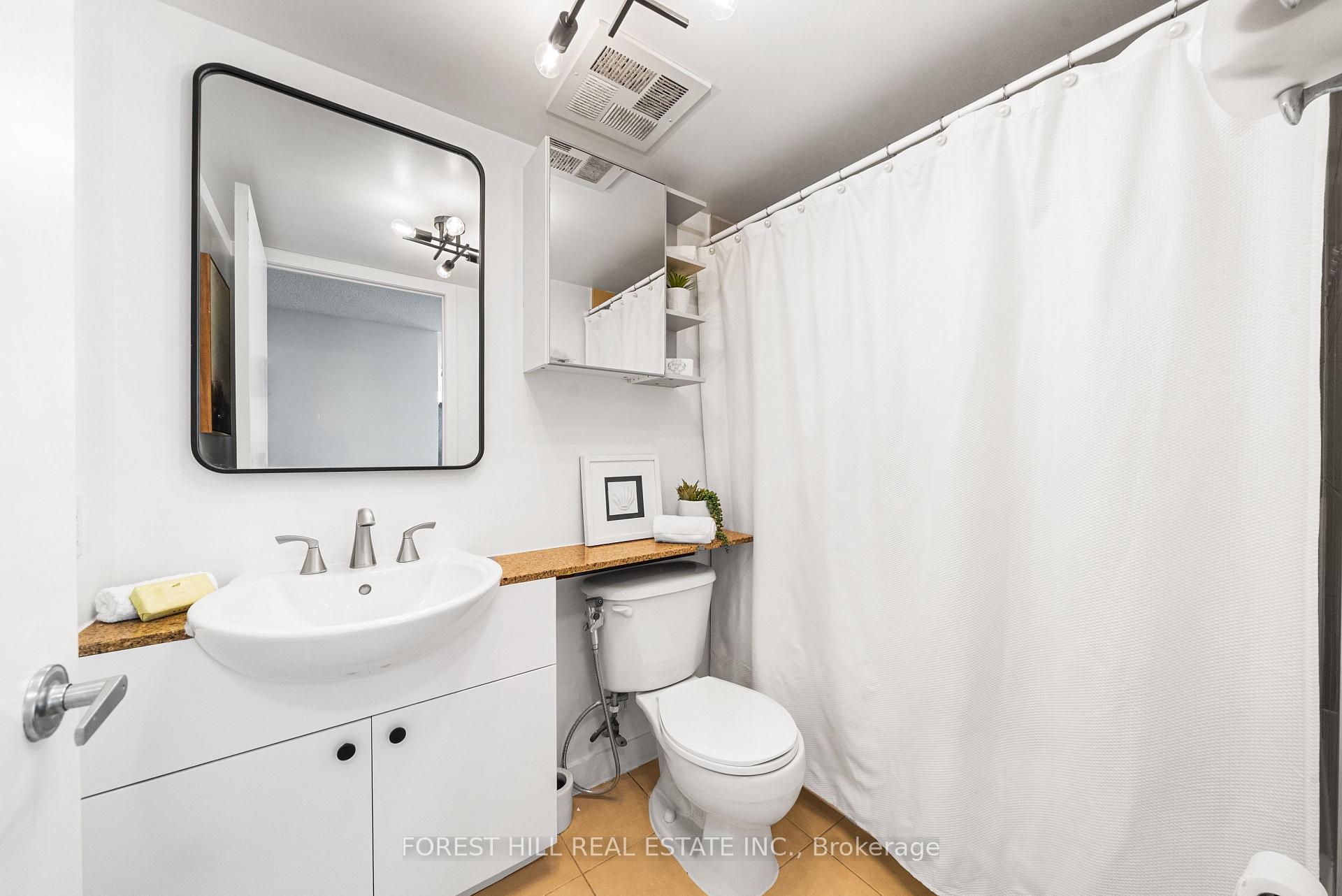Photo 19 of Unit 3003, 373 Front Street W, Toronto, Waterfront Communities — HOMEH