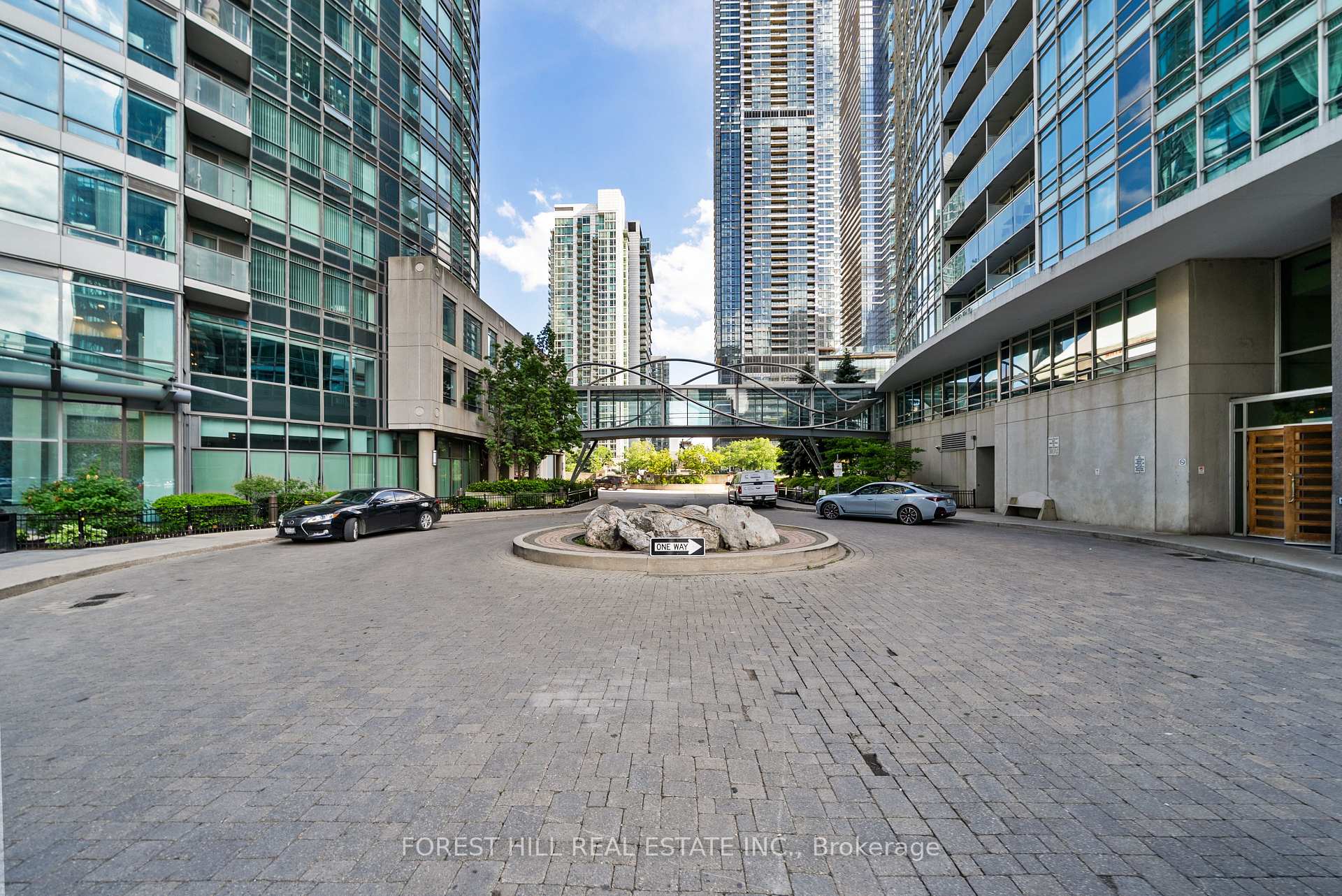 Photo 32 of Unit 3003, 373 Front Street W, Toronto, Waterfront Communities — HOMEH