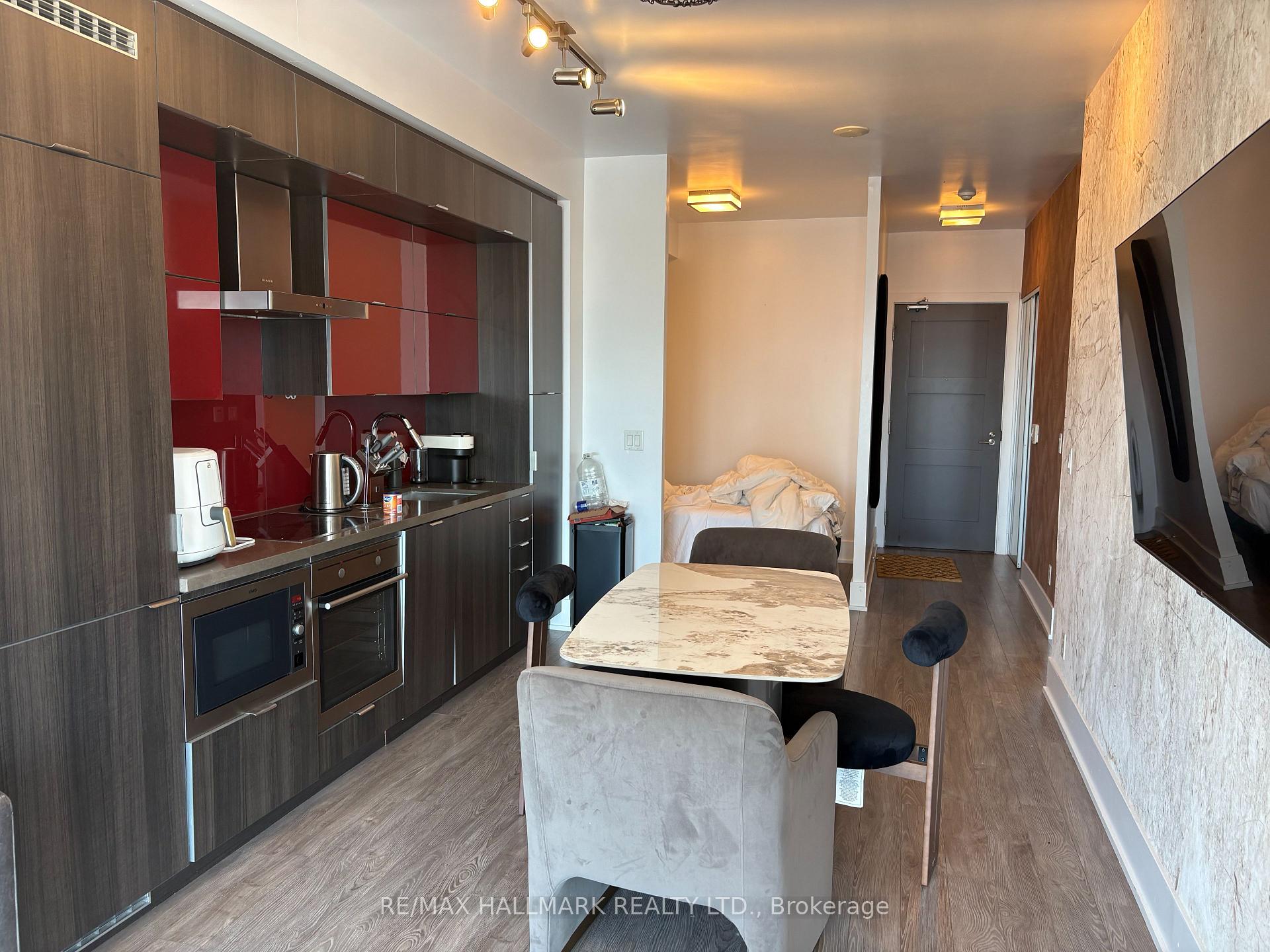 Photo 4 of Unit 3513, 300 Front Street W, Toronto, Waterfront Communities — HOMEH
