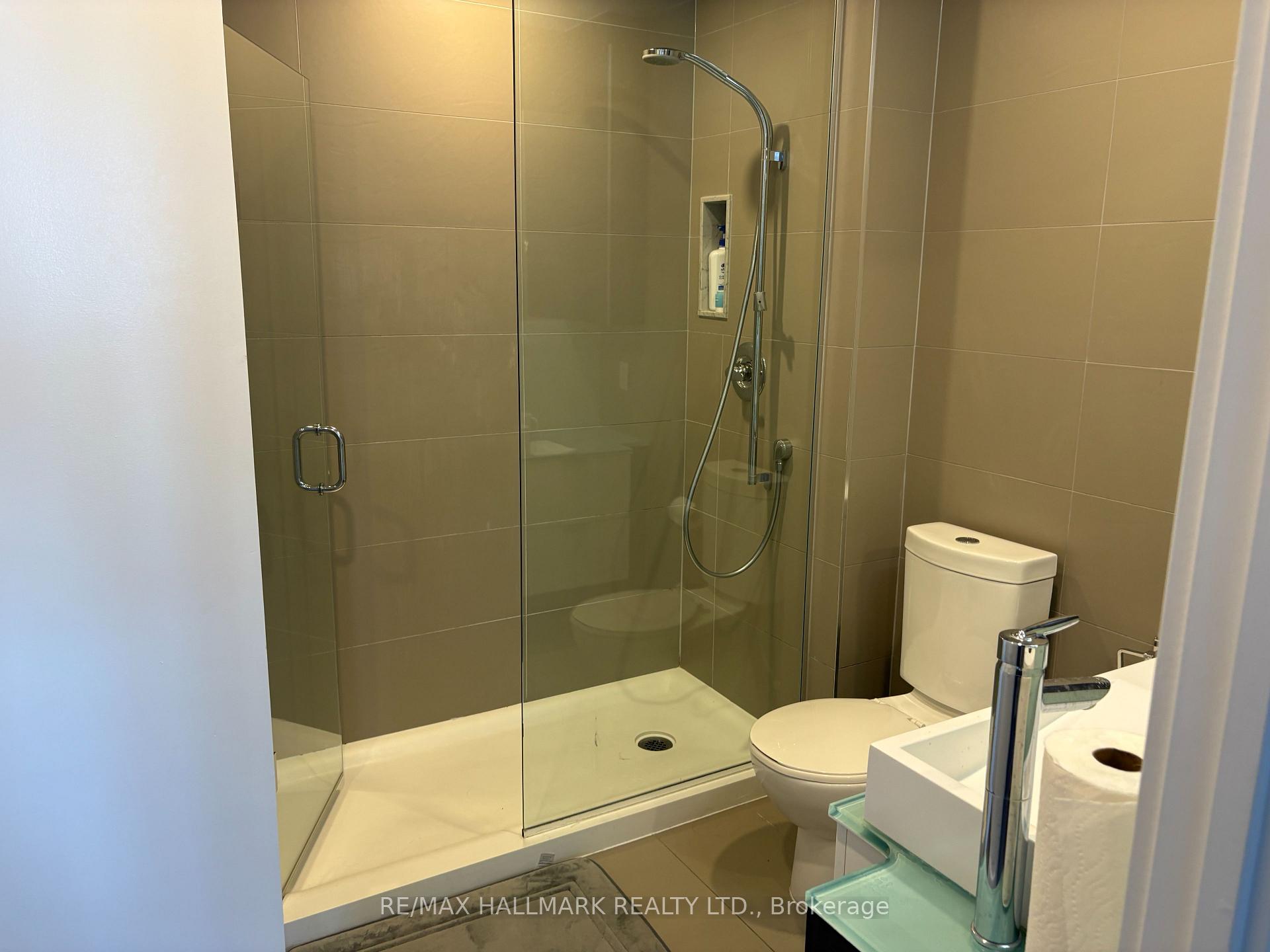 Photo 6 of Unit 3513, 300 Front Street W, Toronto, Waterfront Communities — HOMEH