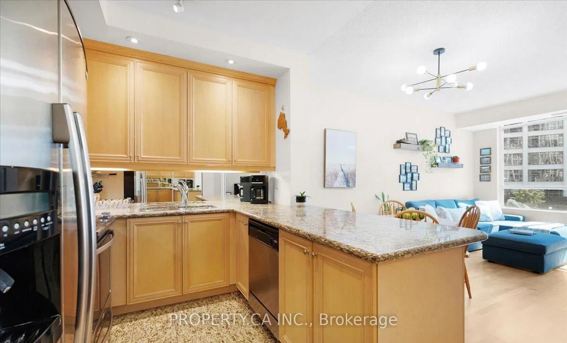 Photo 2 of Unit 327, 628 Fleet Street, Toronto, Niagara — HOMEH