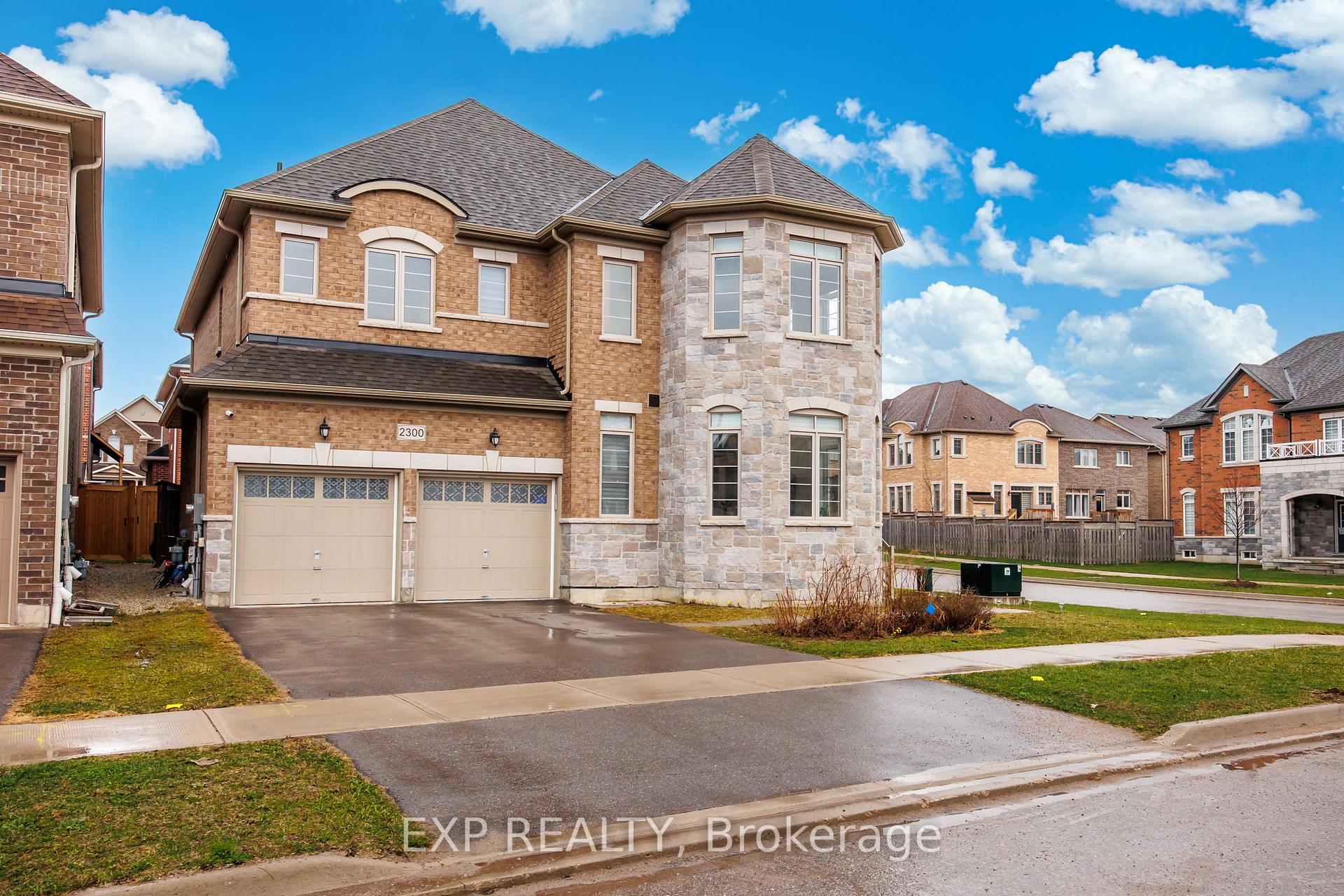 Photo 3 of 2300 Lozenby Street, Innisfil, Alcona — HOMEH