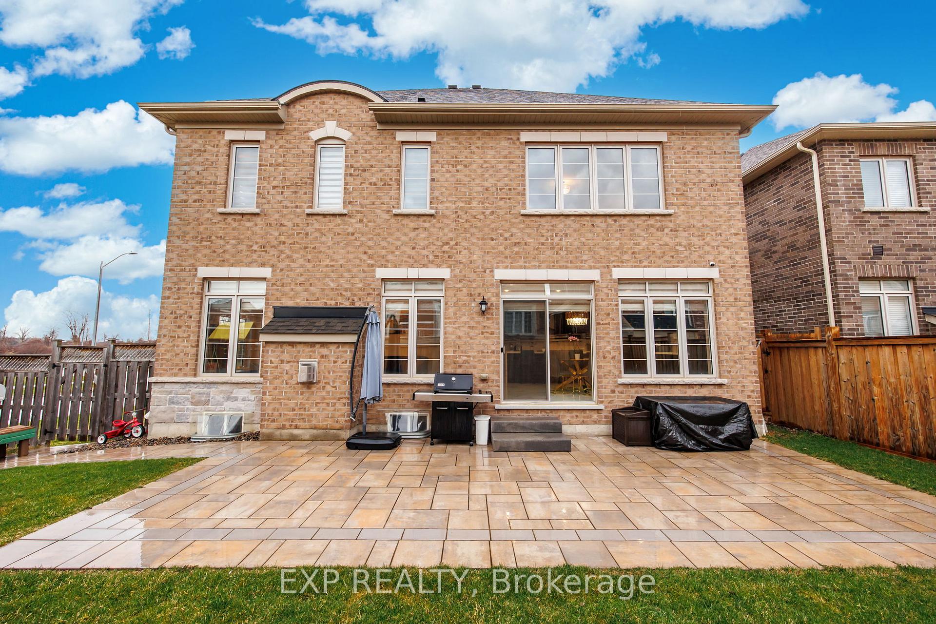 Photo 5 of 2300 Lozenby Street, Innisfil, Alcona — HOMEH