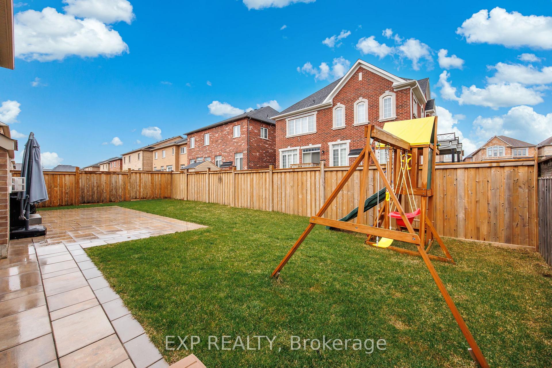 Photo 45 of 2300 Lozenby Street, Innisfil, Alcona — HOMEH
