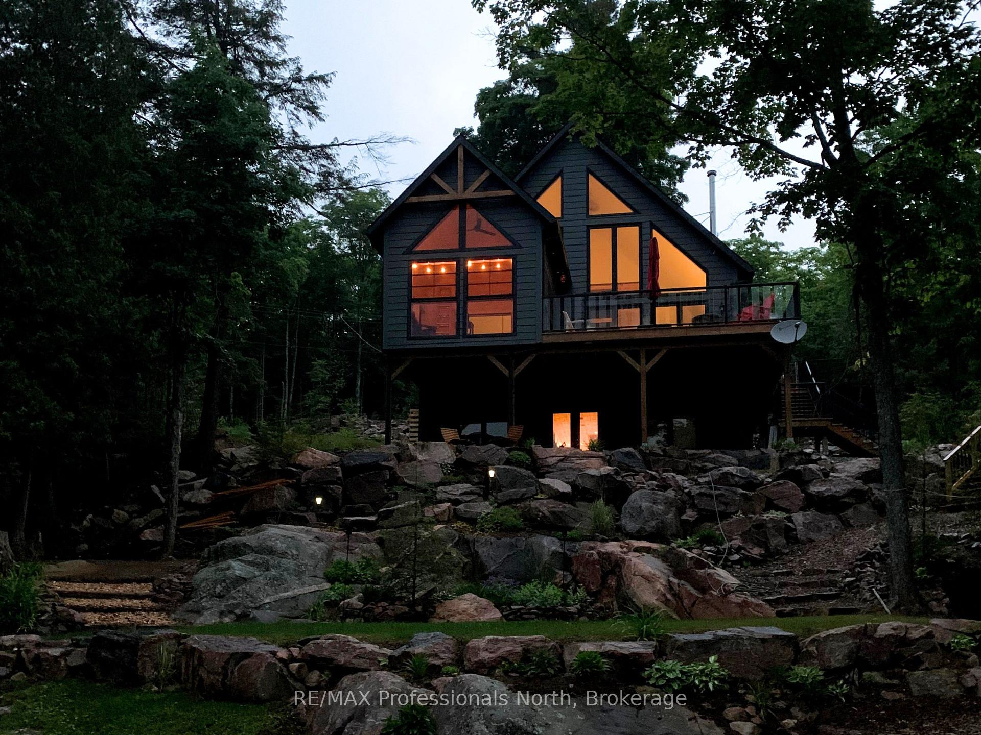 Photo 2 of 1333 Nestle Trail, Highlands East, Glamorgan — HOMEH