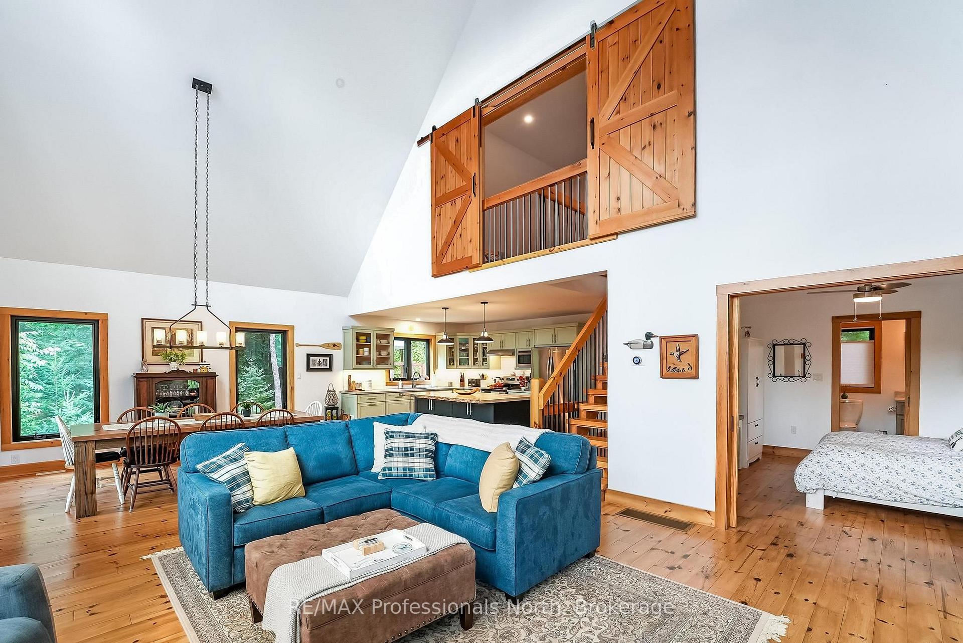 Photo 15 of 1333 Nestle Trail, Highlands East, Glamorgan — HOMEH