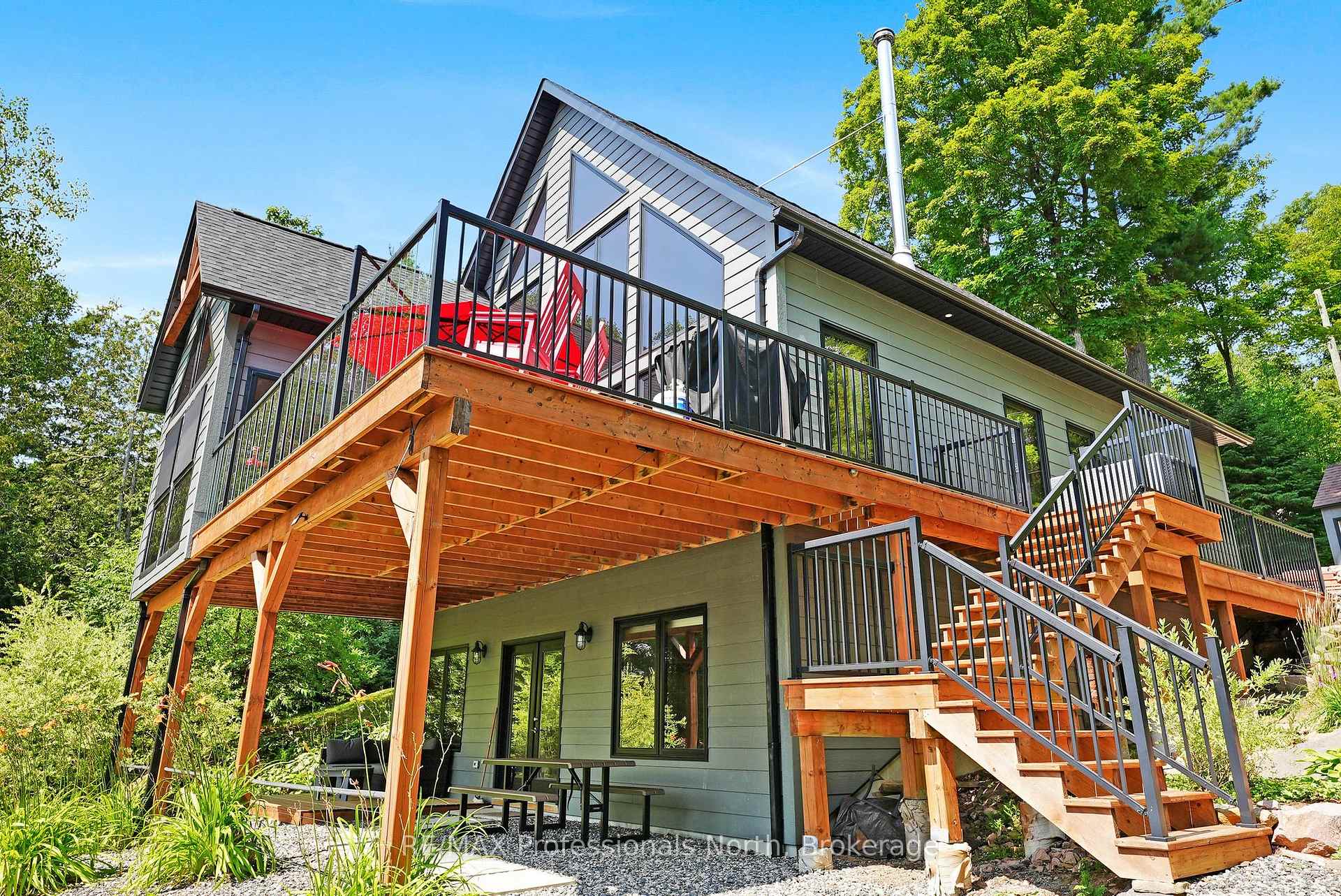 Photo 40 of 1333 Nestle Trail, Highlands East, Glamorgan — HOMEH