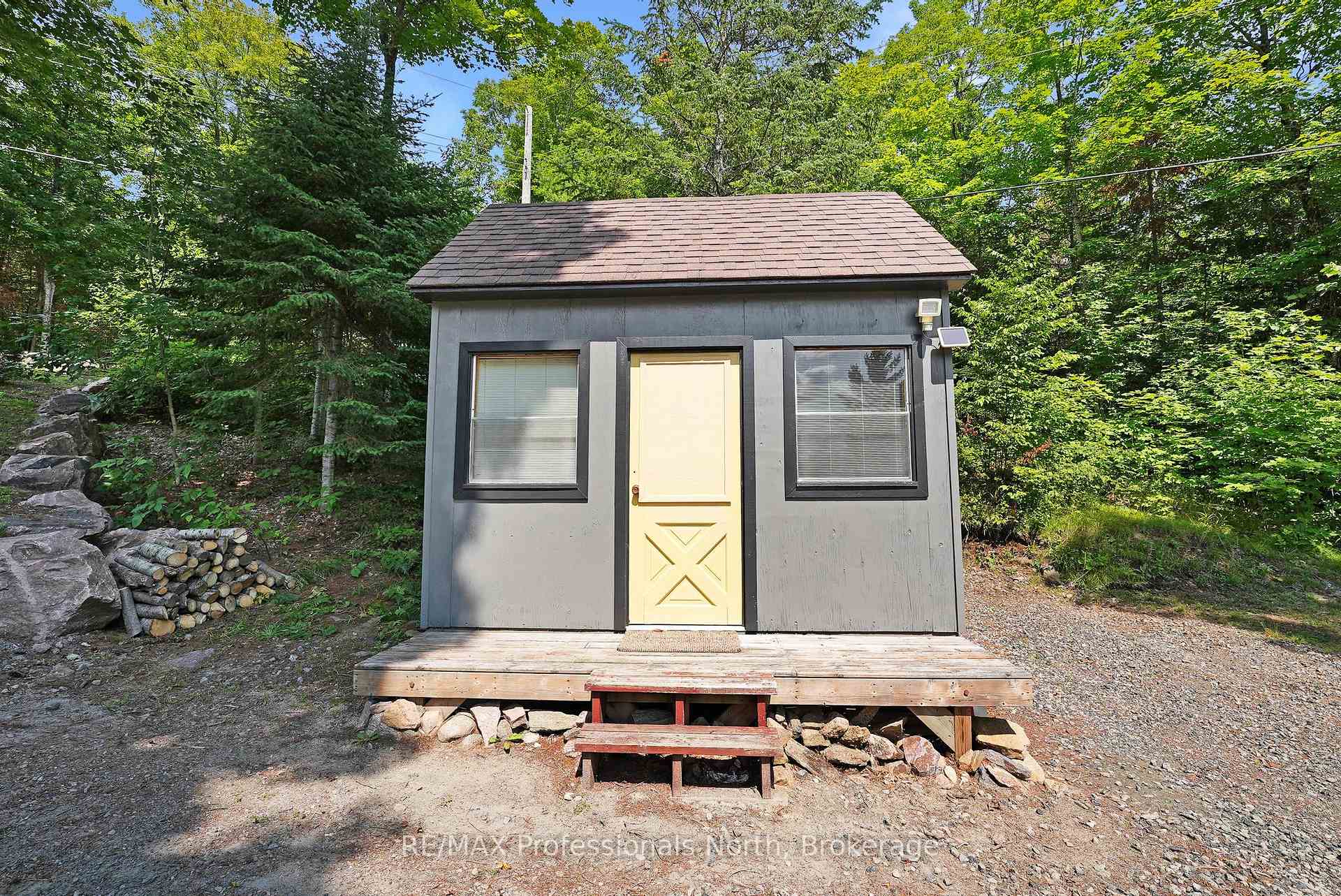 Photo 51 of 1333 Nestle Trail, Highlands East, Glamorgan — HOMEH