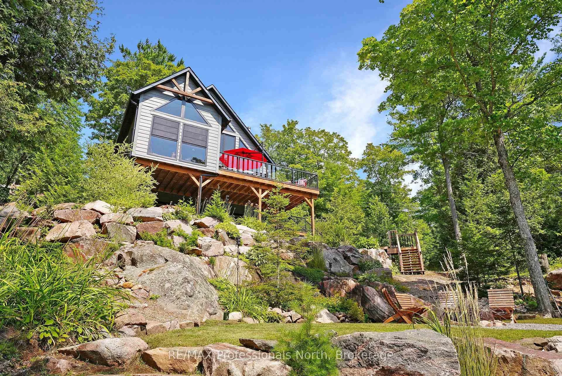 Photo 4 of 1333 Nestle Trail, Highlands East, Glamorgan — HOMEH