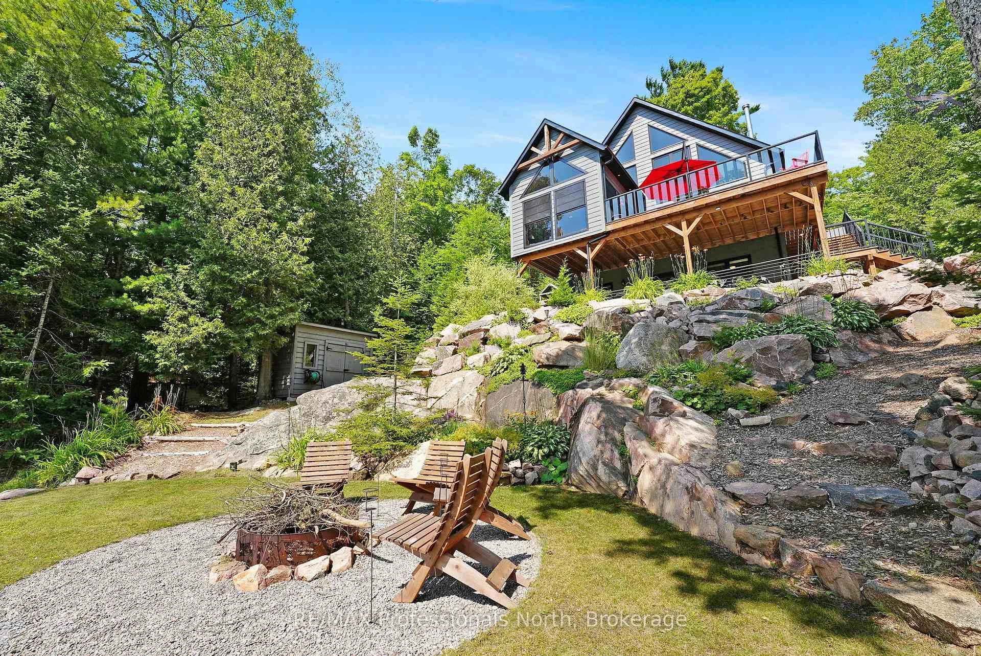 Photo 6 of 1333 Nestle Trail, Highlands East, Glamorgan — HOMEH