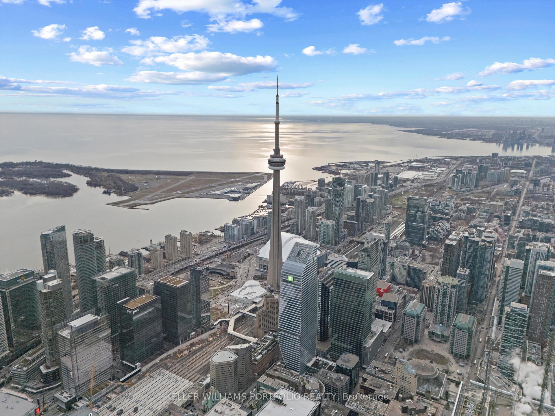 Photo 20 of Unit 2408, 488 University Avenue, Toronto, Kensington-Chinatown — HOMEH