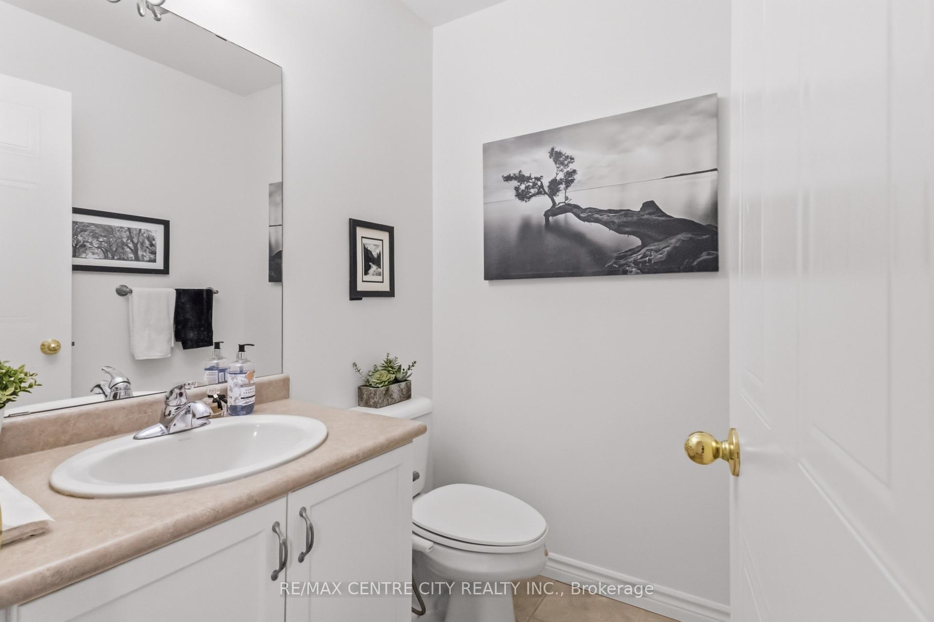 Photo 17 of 1308 Elson Road, London, North I — HOMEH