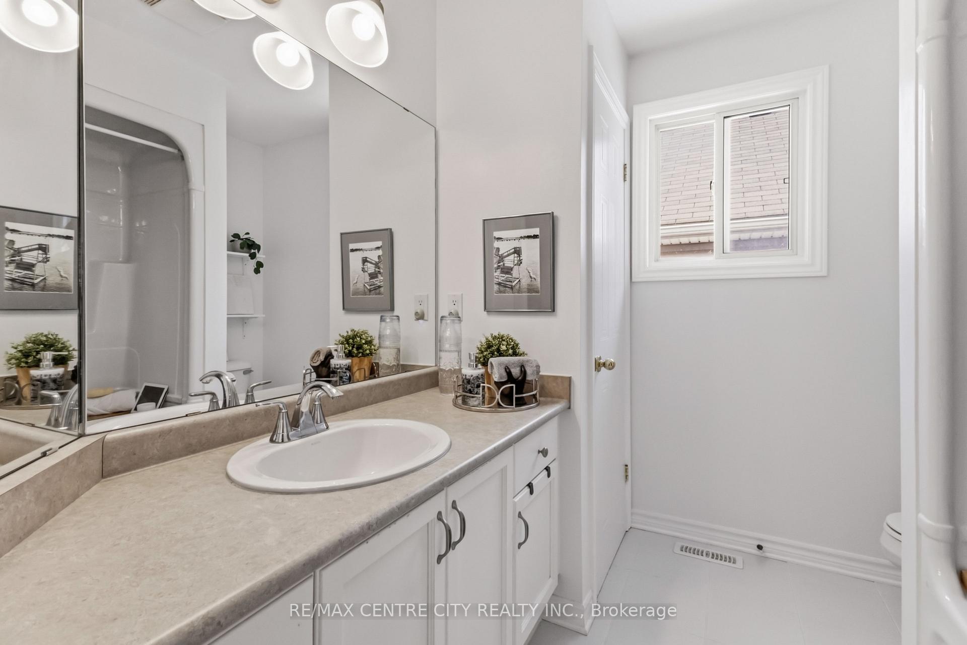 Photo 28 of 1308 Elson Road, London, North I — HOMEH