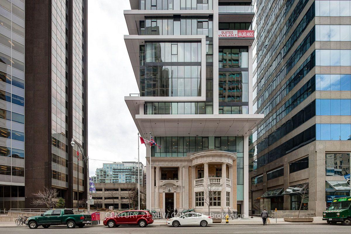 Photo 1 of Unit 2201, 426 University Avenue, Toronto, Kensington-Chinatown — HOMEH