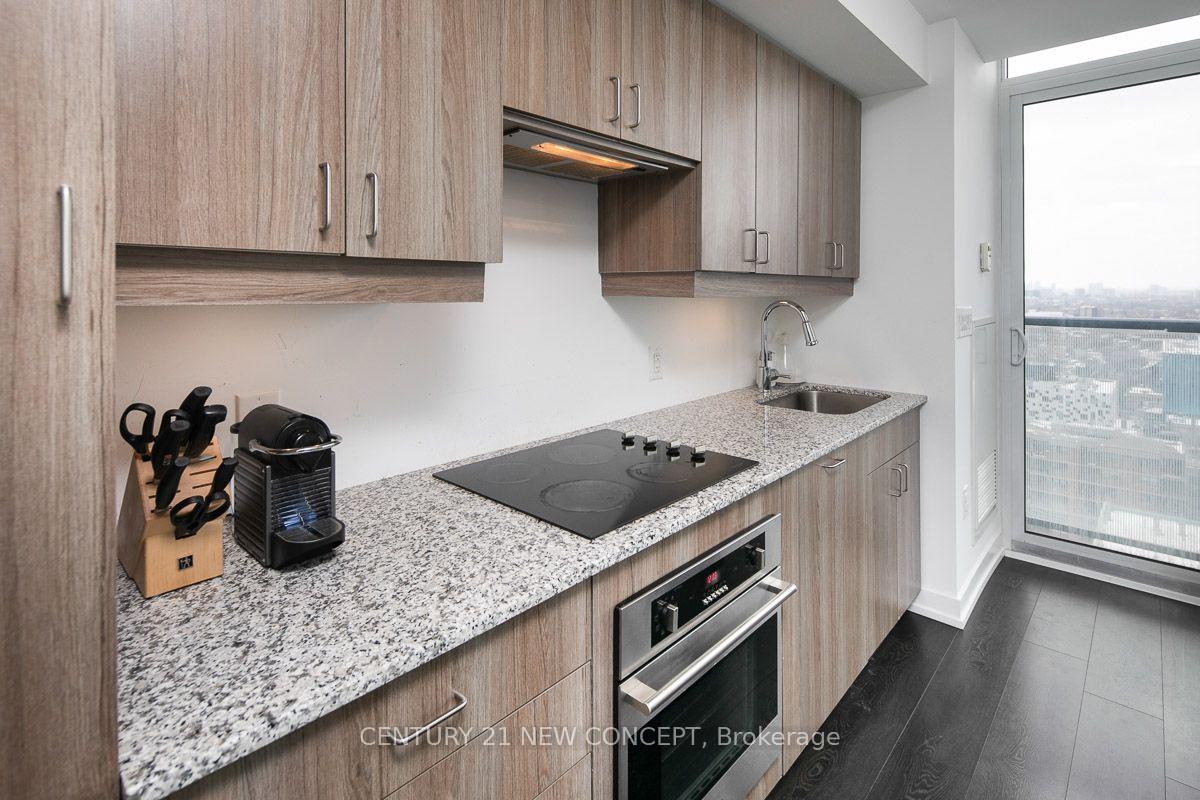 Photo 5 of Unit 2201, 426 University Avenue, Toronto, Kensington-Chinatown — HOMEH