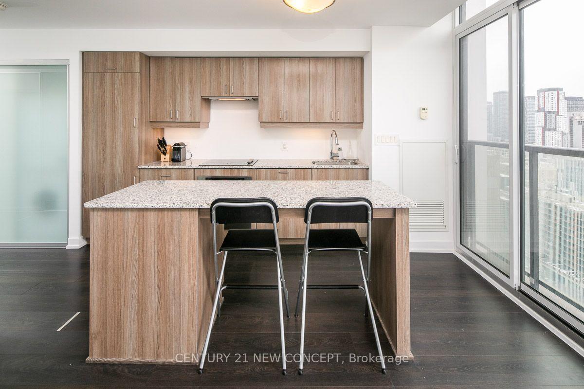 Photo 6 of Unit 2201, 426 University Avenue, Toronto, Kensington-Chinatown — HOMEH