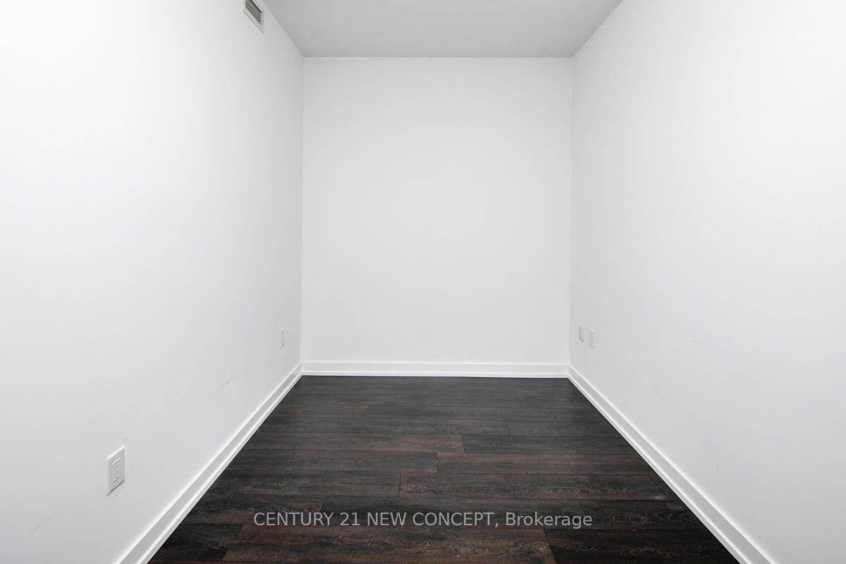 Photo 11 of Unit 2201, 426 University Avenue, Toronto, Kensington-Chinatown — HOMEH