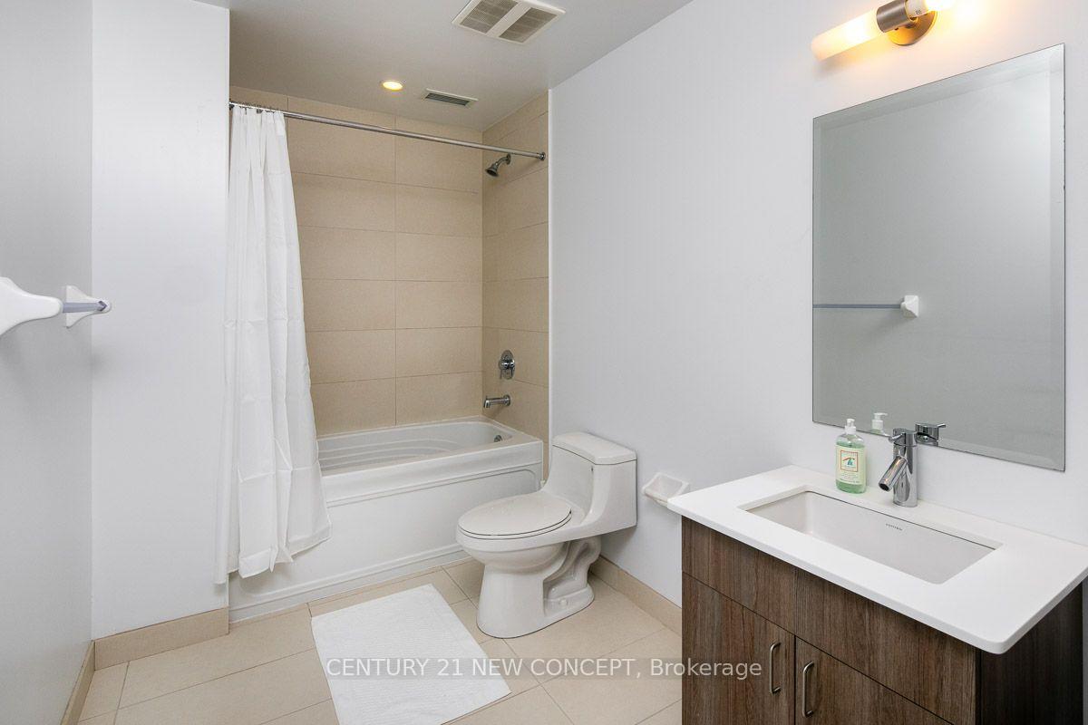 Photo 14 of Unit 2201, 426 University Avenue, Toronto, Kensington-Chinatown — HOMEH