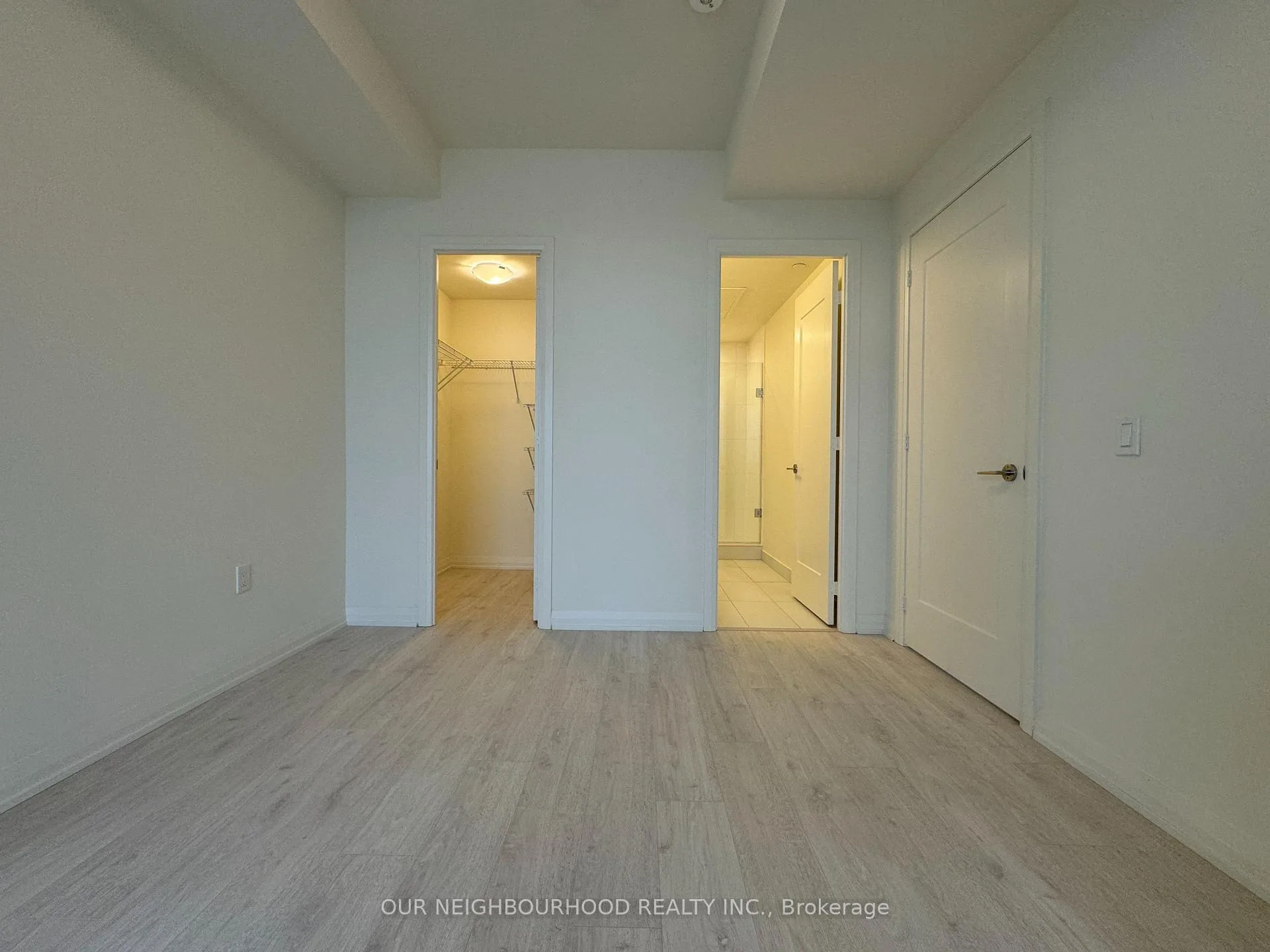 Photo 9 of Unit 528, 8960 Jane Street, Vaughan, Vellore Village — HOMEH