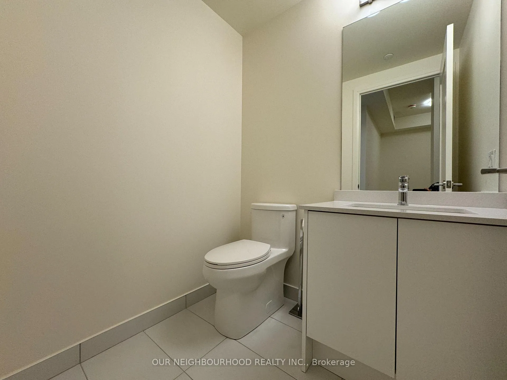 Photo 13 of Unit 528, 8960 Jane Street, Vaughan, Vellore Village — HOMEH