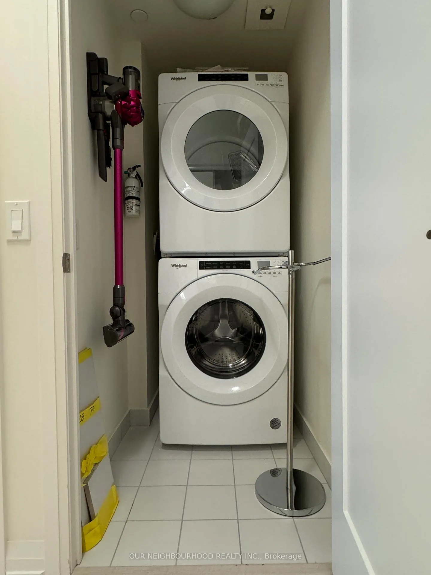 Photo 15 of Unit 528, 8960 Jane Street, Vaughan, Vellore Village — HOMEH