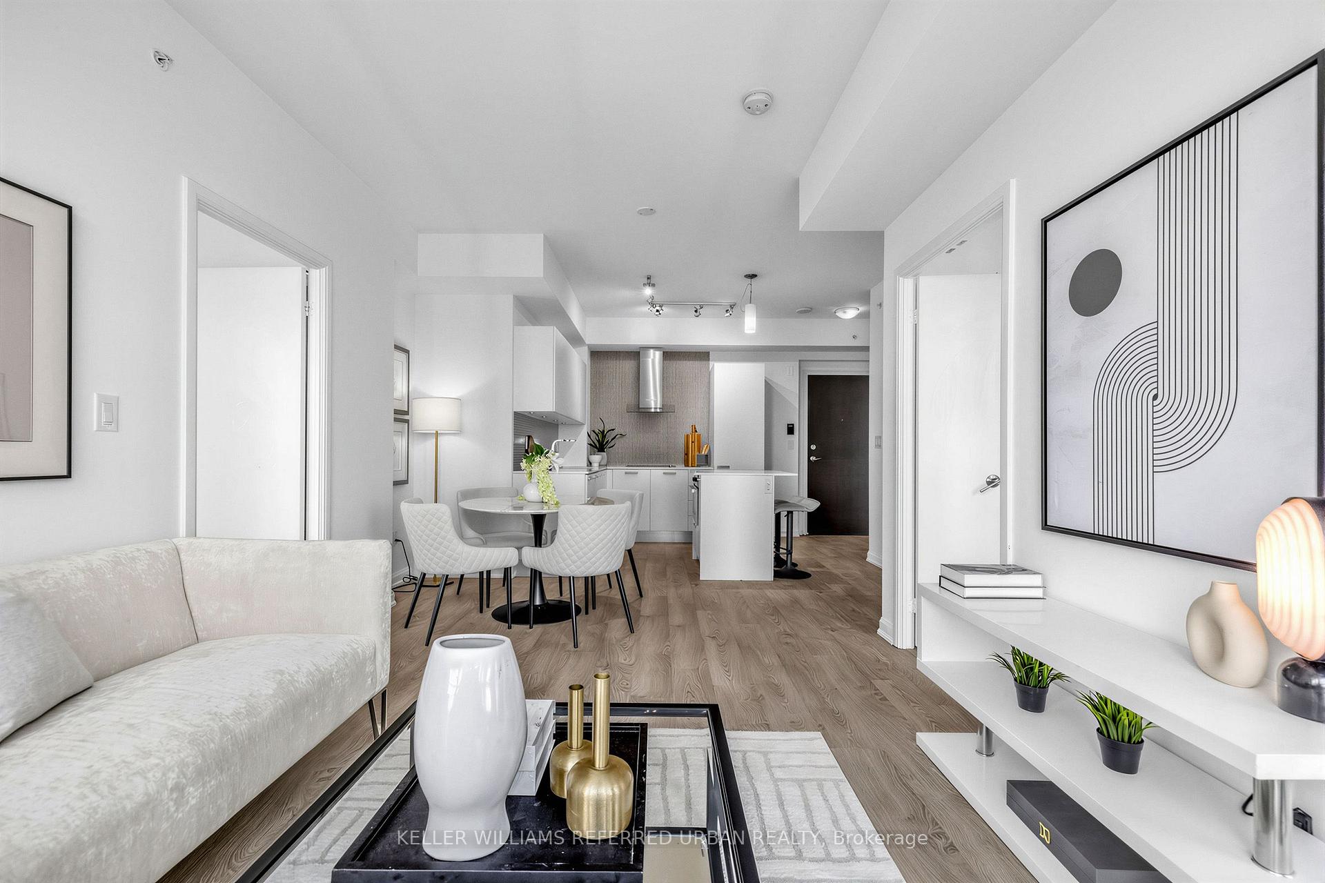 Photo 9 of Unit 2909, 9 Bogert Avenue, North York, Lansing-Westgate — HOMEH