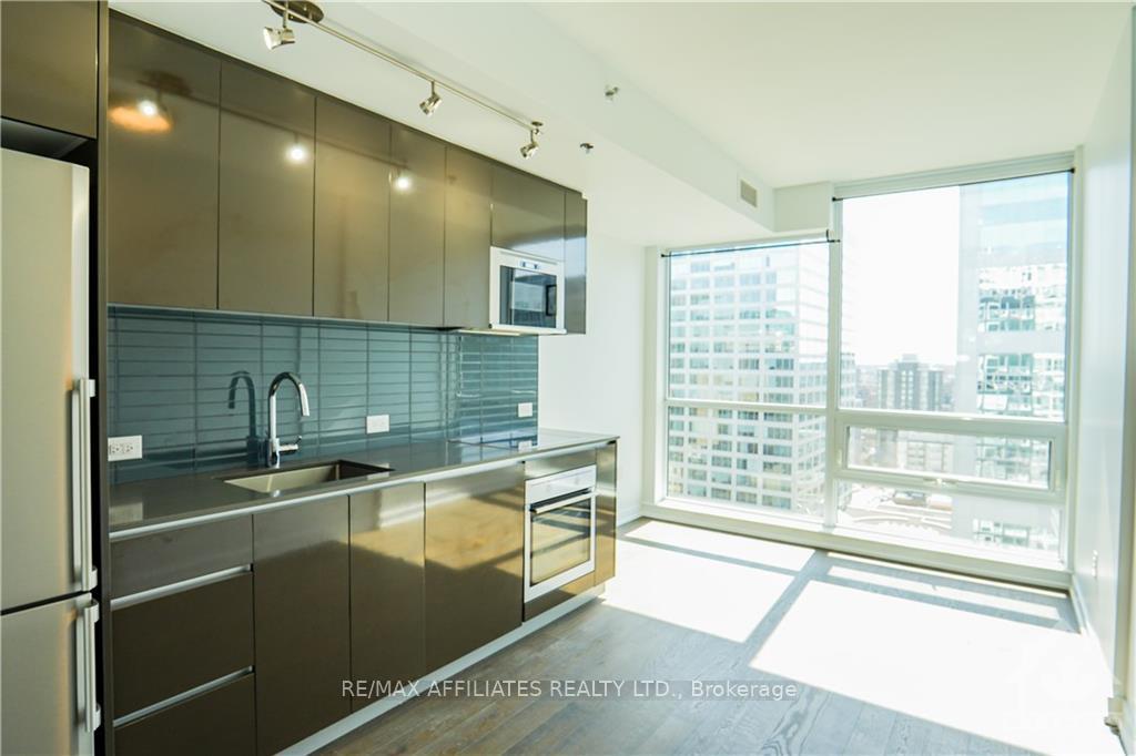 Photo 6 of Unit 1805, 199 Slater Street, Ottawa, Ottawa Centre — HOMEH